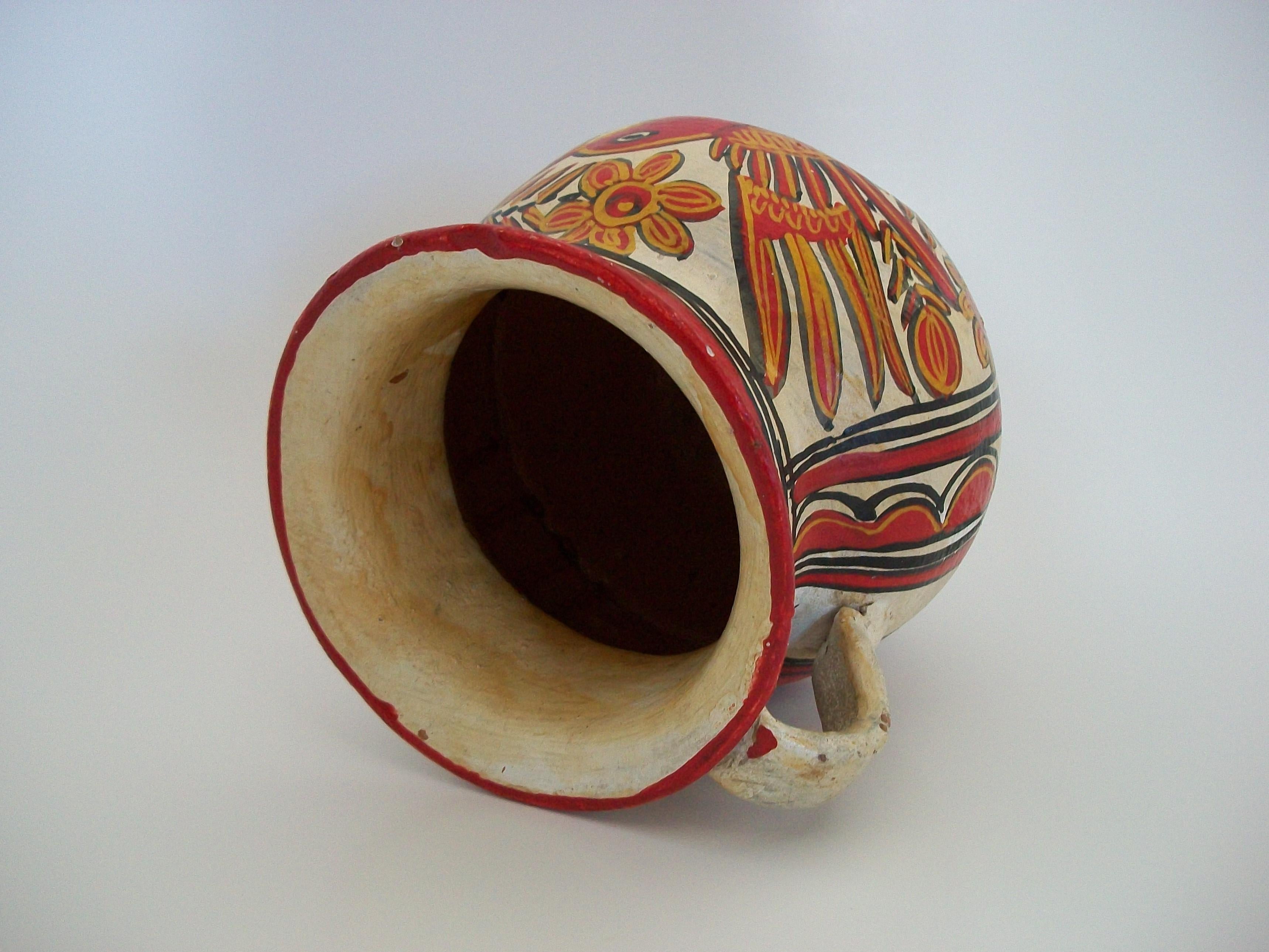 Volkskunst-Krug aus Keramik – handbemalte Vögel und Blumen – Mexiko – ca. 1920er Jahre im Angebot 6