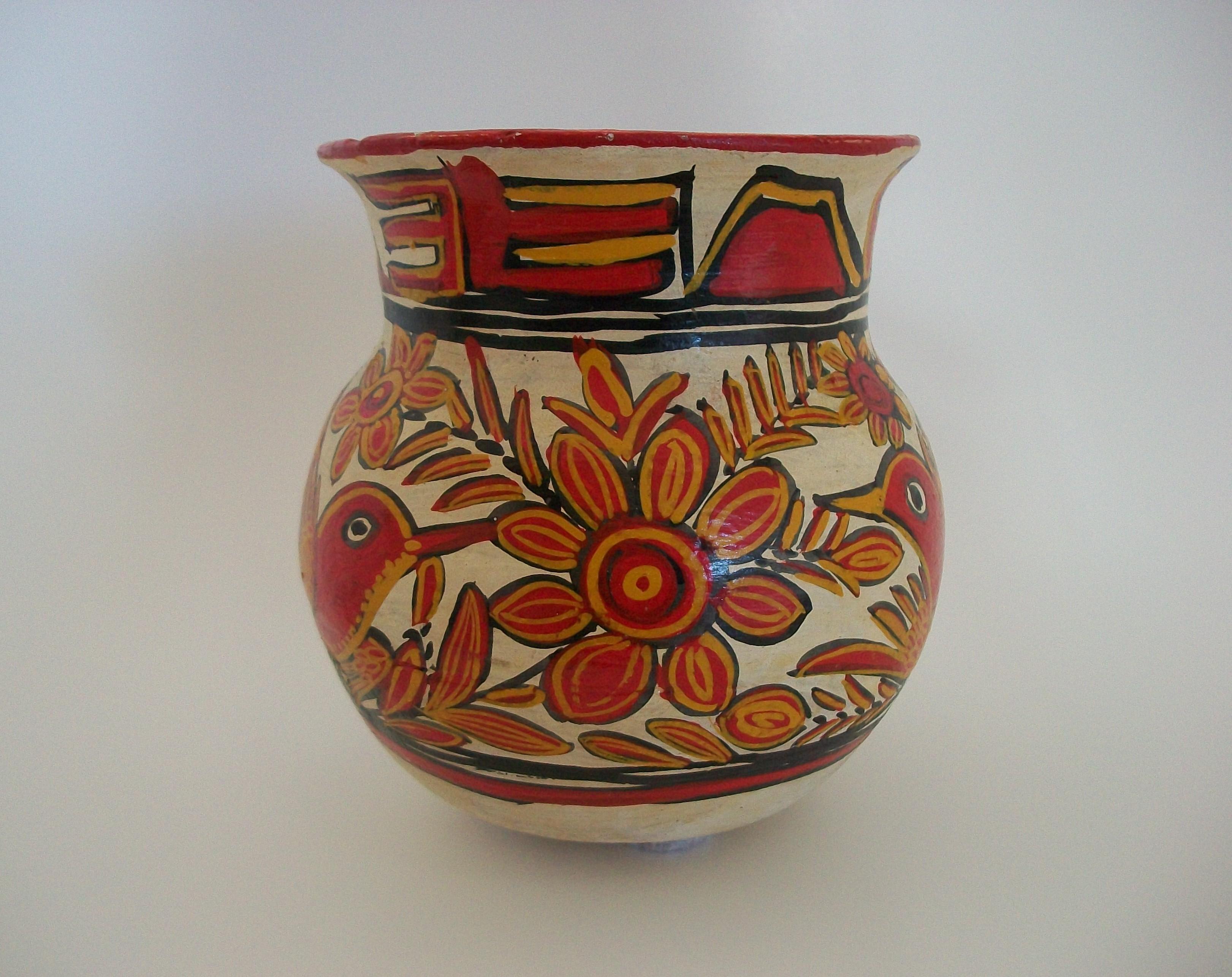 Volkskunst-Krug aus Keramik – handbemalte Vögel und Blumen – Mexiko – ca. 1920er Jahre im Angebot 2