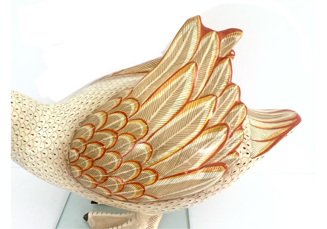 Arte Popular Sermel Tonala Firmado Pato de Papel Maché Con Base de Cristal en venta 2