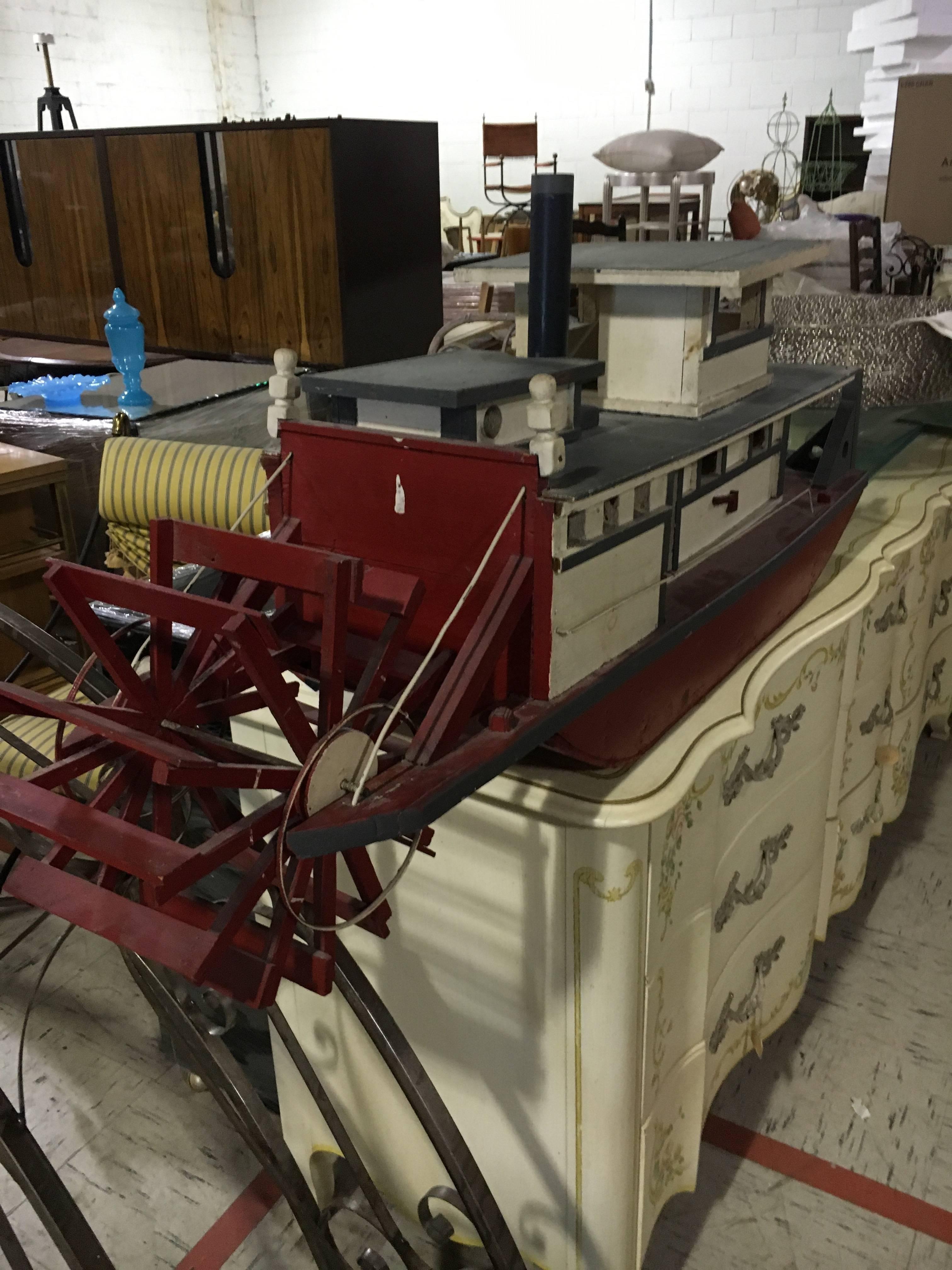 Folk Art Steamship of Large-Scale In Excellent Condition For Sale In Buchanan, MI