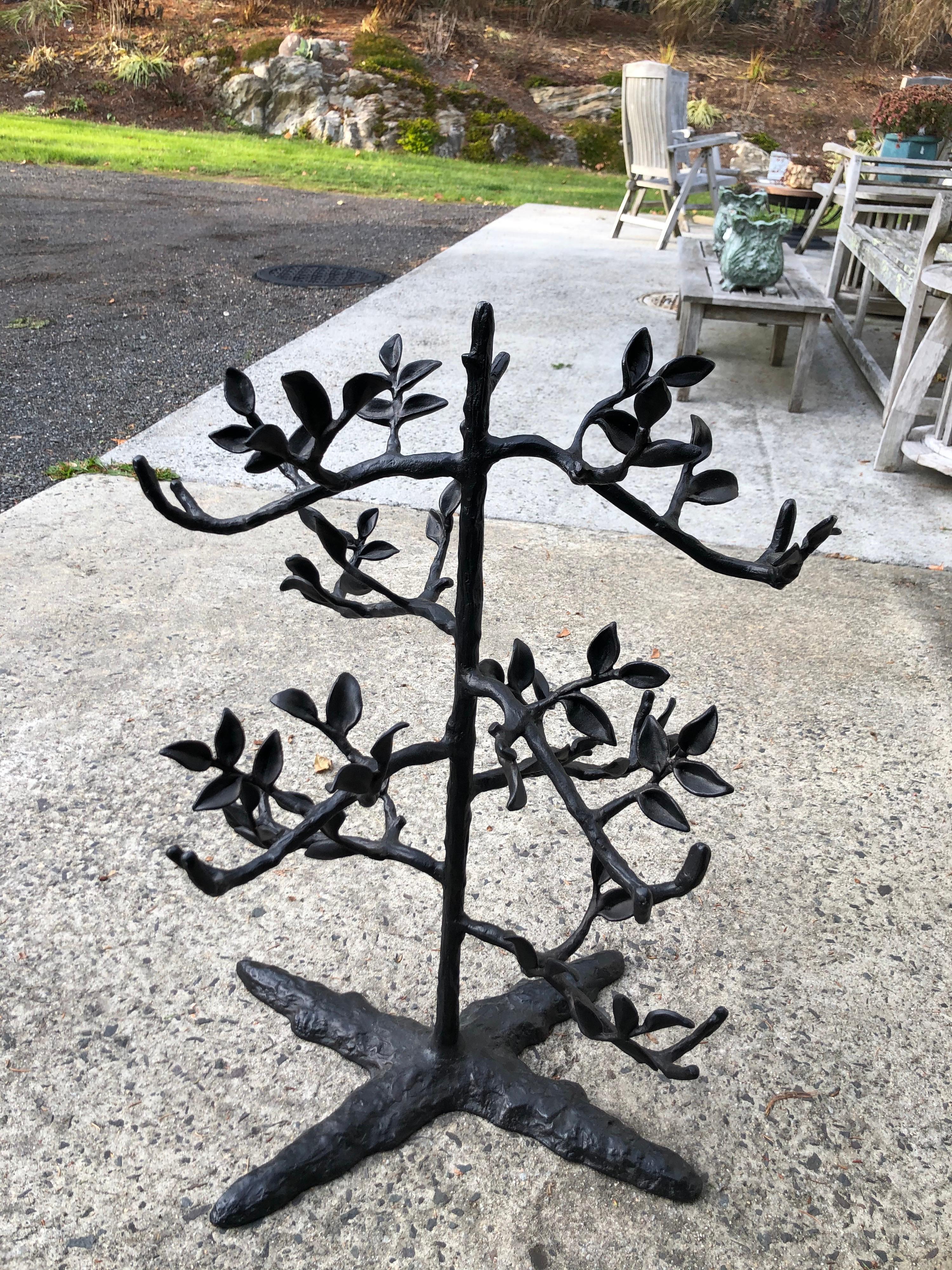 Large table top black metal 6 bottle wine holder in the shape of a tree. In Good Condition For Sale In Redding, CT
