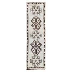 Folk Art Triangular Ivory and Brown Motif Wool Rug 3'1''x11'