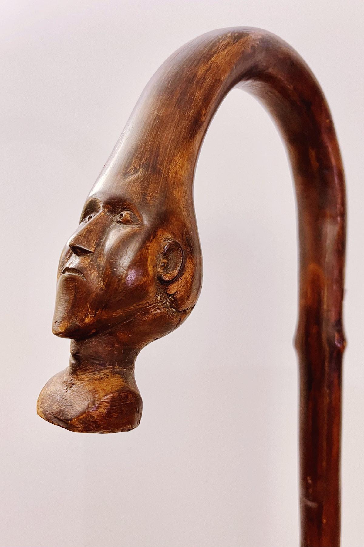 Folk art  walking stick depicting the head of a man, USA 1880.  For Sale 5