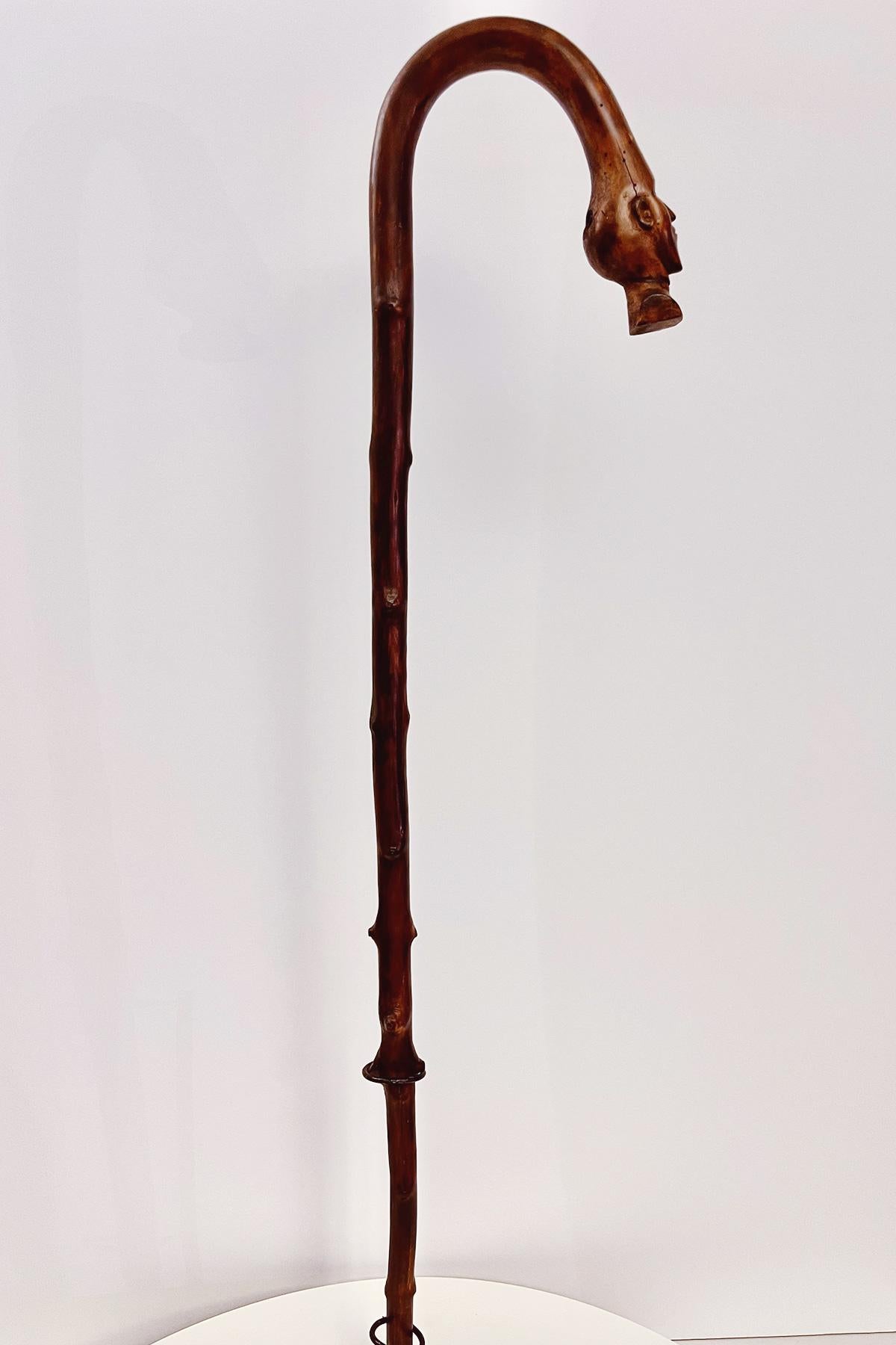 Folk art  walking stick depicting the head of a man, USA 1880.  For Sale 2