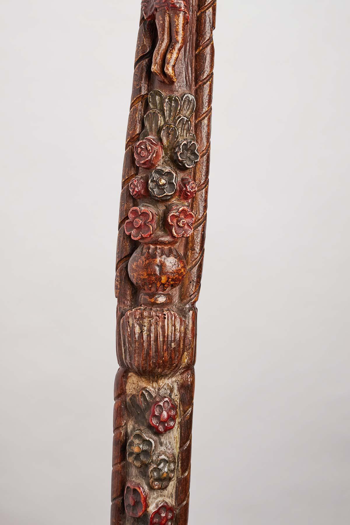 Folk art walking stick depicting flowers and characters, Russia circa 1830. For Sale 2