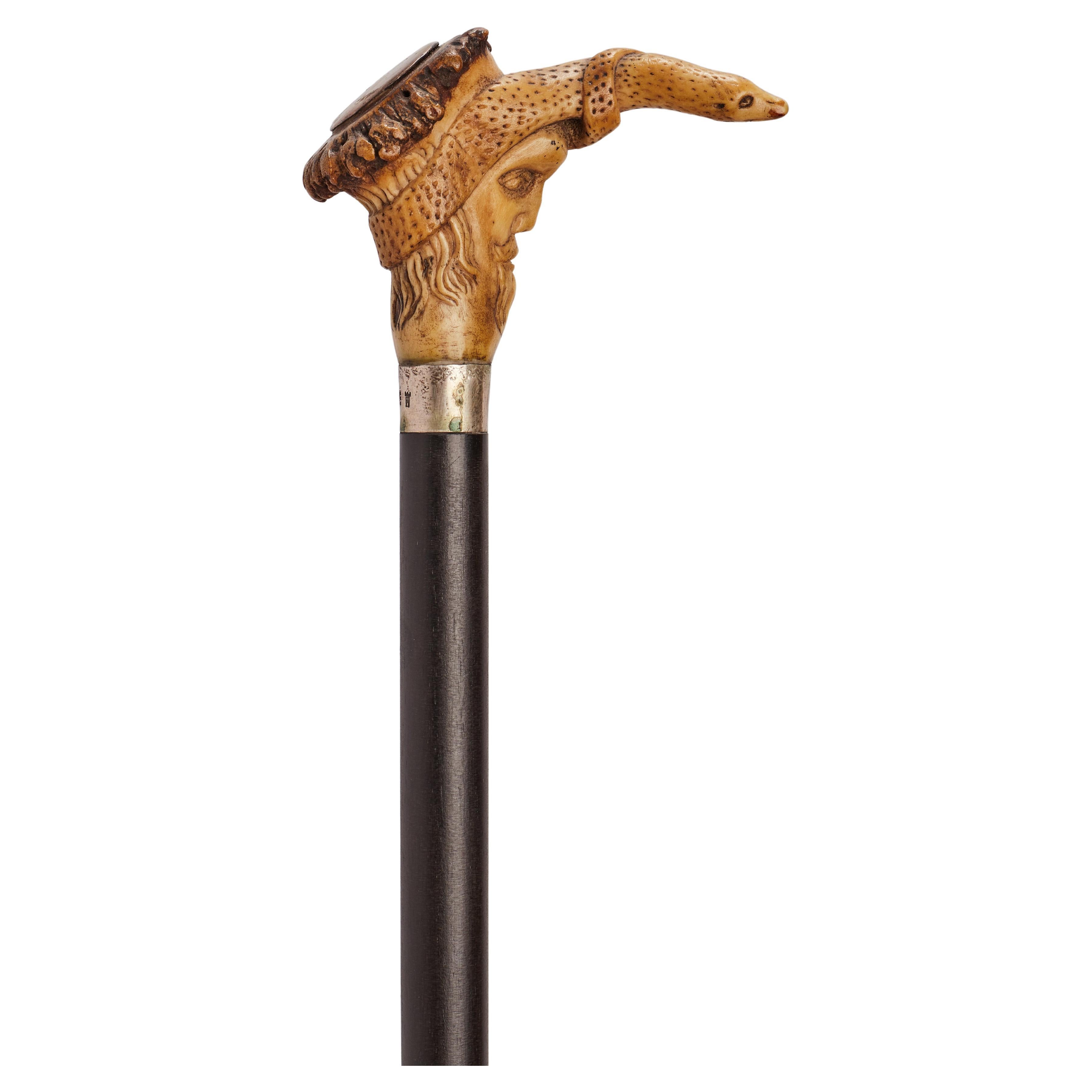 Bastone da passeggio folkloristico con pomello in corno di cervo. Austria 1880.