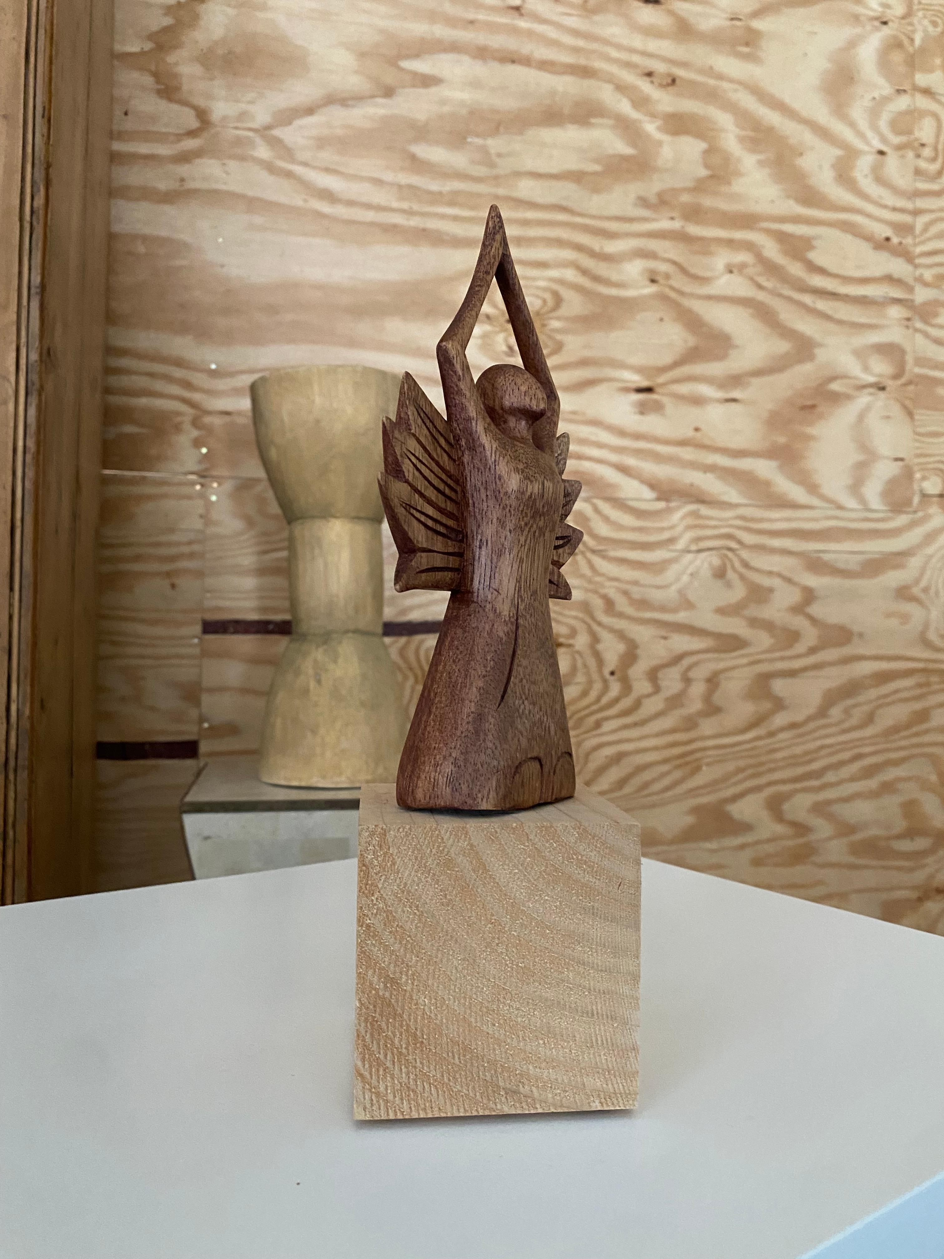 Scultura figurativa alata di arte popolare in vendita 8