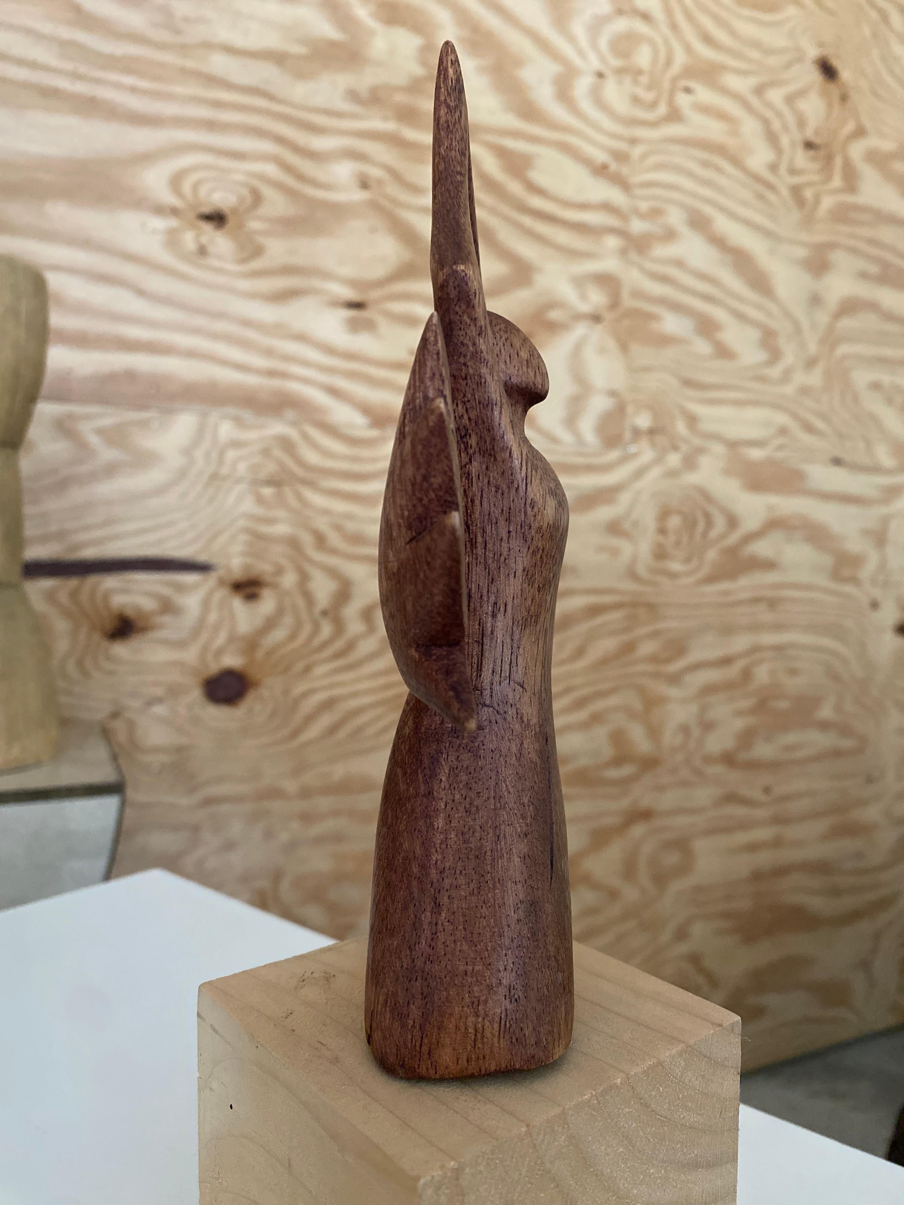 Scultura figurativa alata di arte popolare in vendita 1
