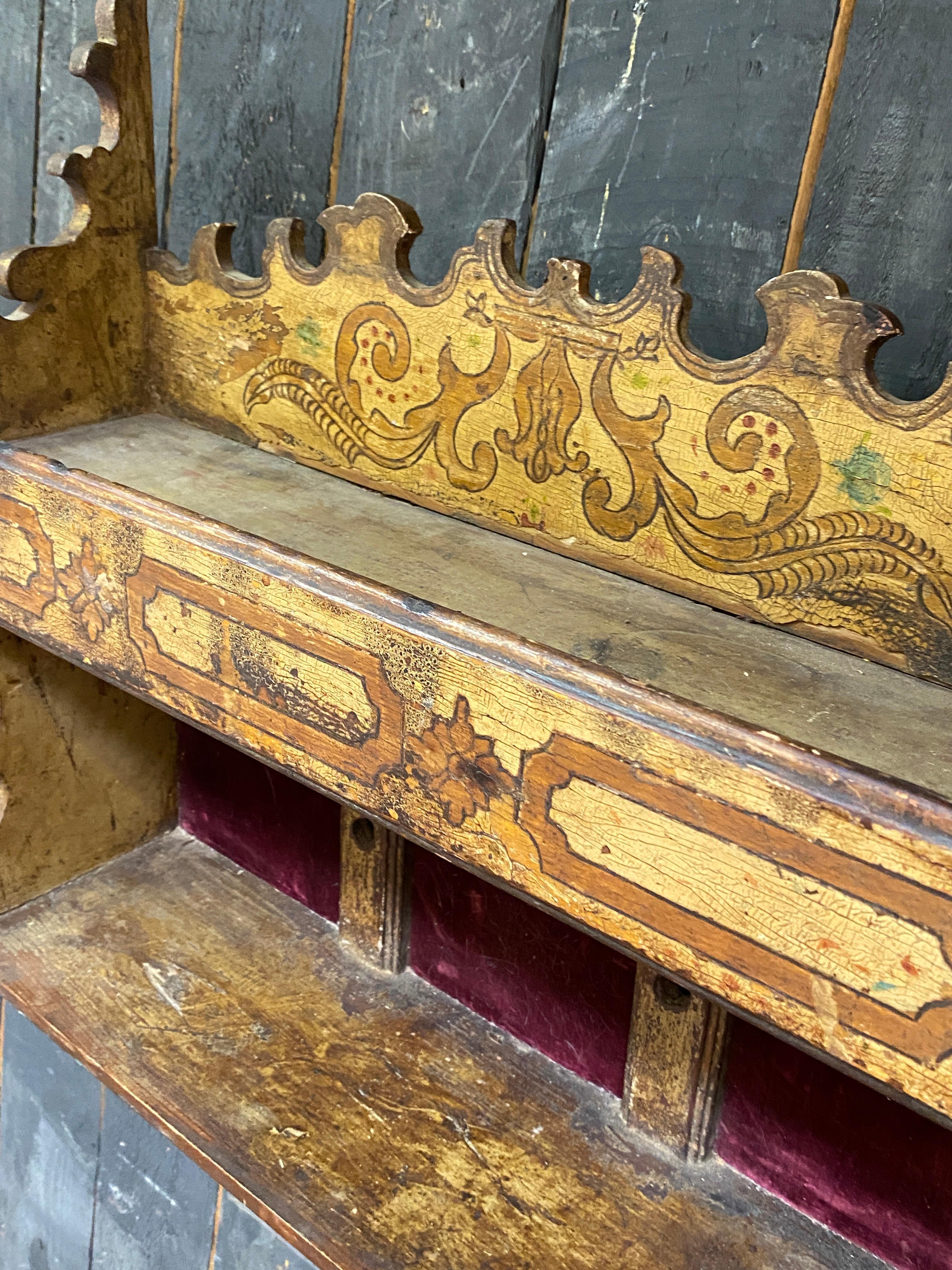 Volkskunstwerk, Regal CIRCA 1900 (Holz) im Angebot