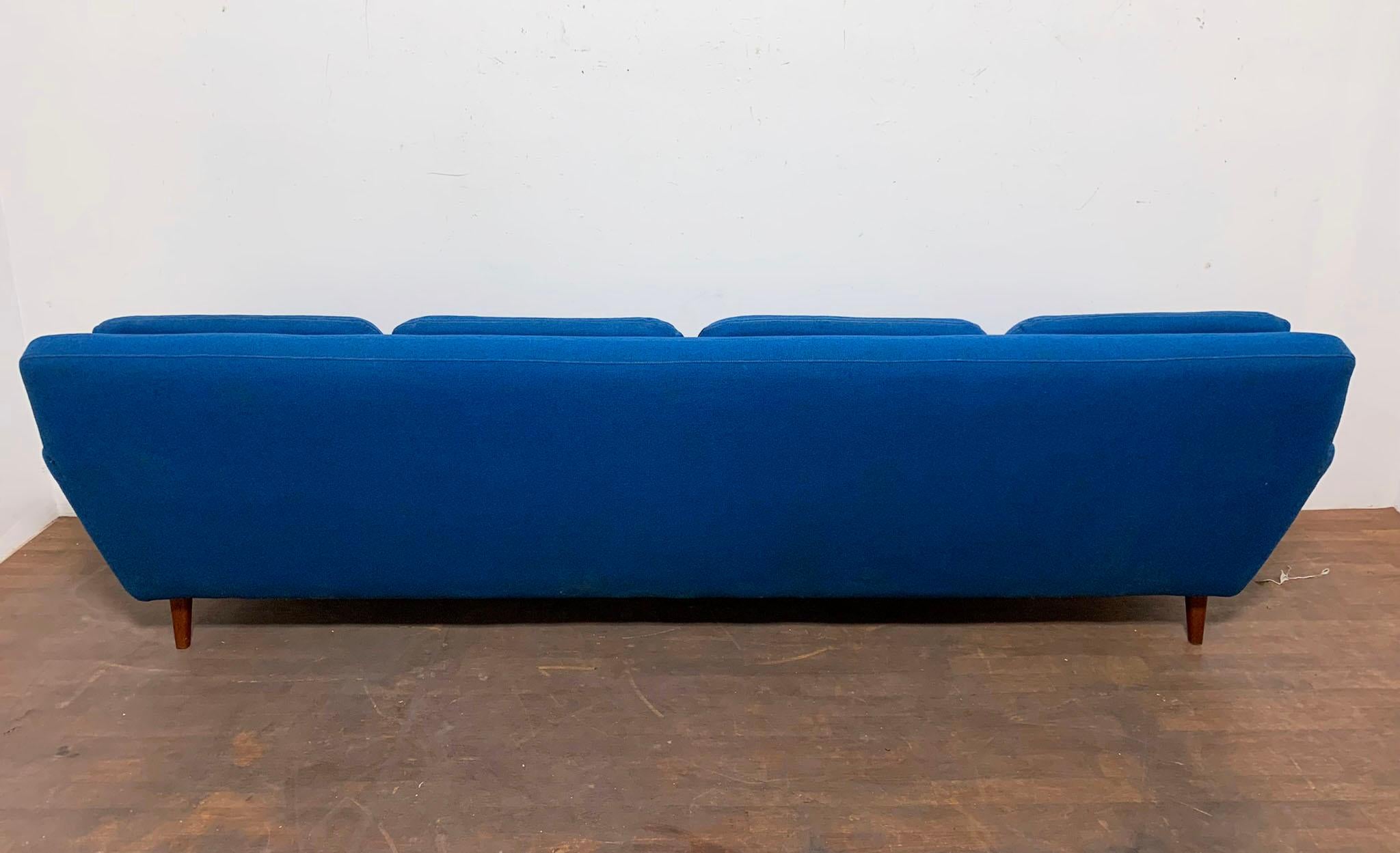 Folke Ohllson for Dux Danish Modern Four Seat Sofa, Circa 1960s 4