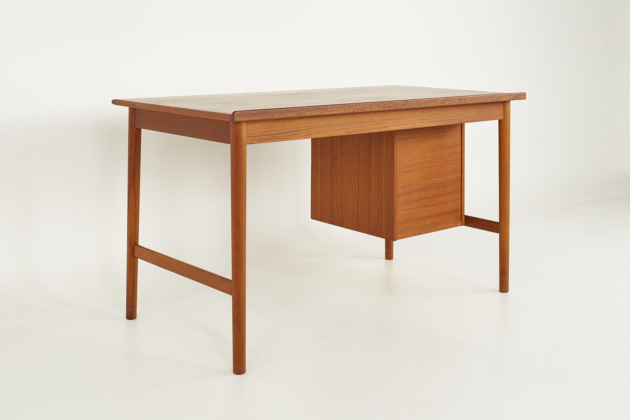 Folke Ohlsson for Dux Mid Century Teak Desk 3