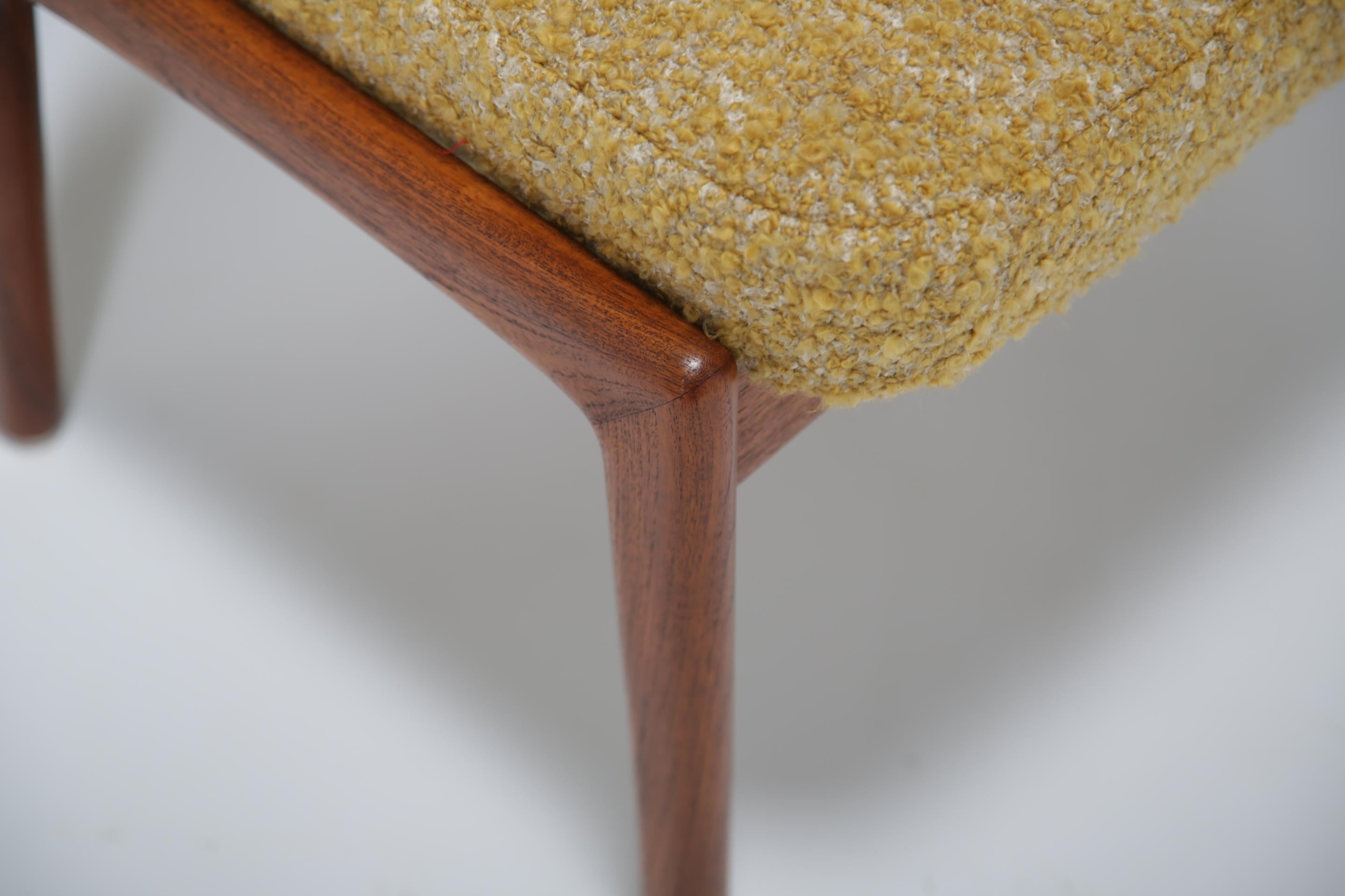 Sedia da salotto e ottomana in teak di Folke Ohlsson del 1960 di Dux con Boucle giallo moderno in vendita 6