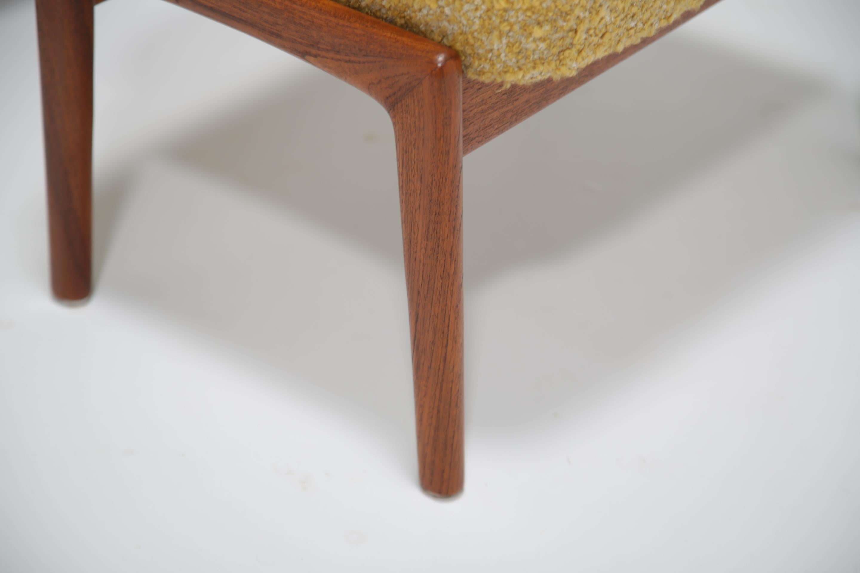 Sedia da salotto e ottomana in teak di Folke Ohlsson del 1960 di Dux con Boucle giallo moderno in vendita 7