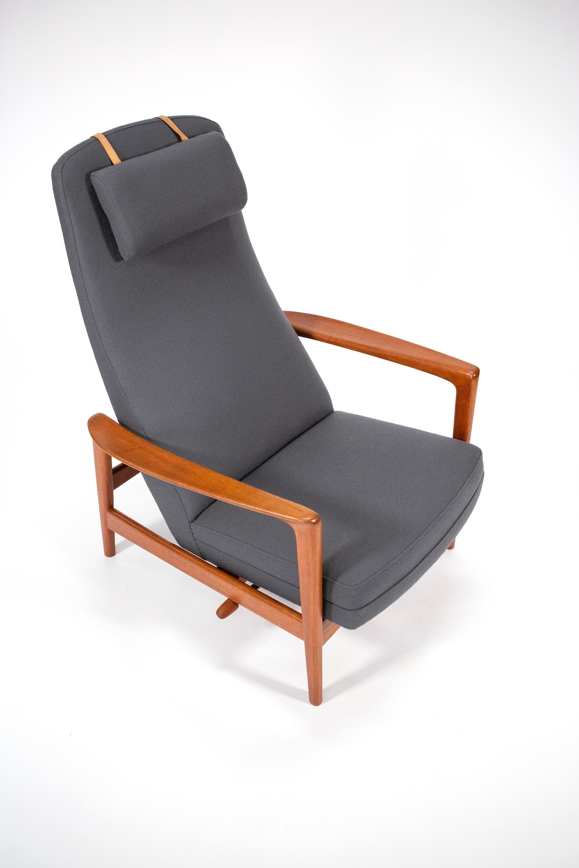20th Century Folke Ohlsson teak 'Duxiesta' Adjustable Arm Chair by DUX - Sweden 1960's For Sale
