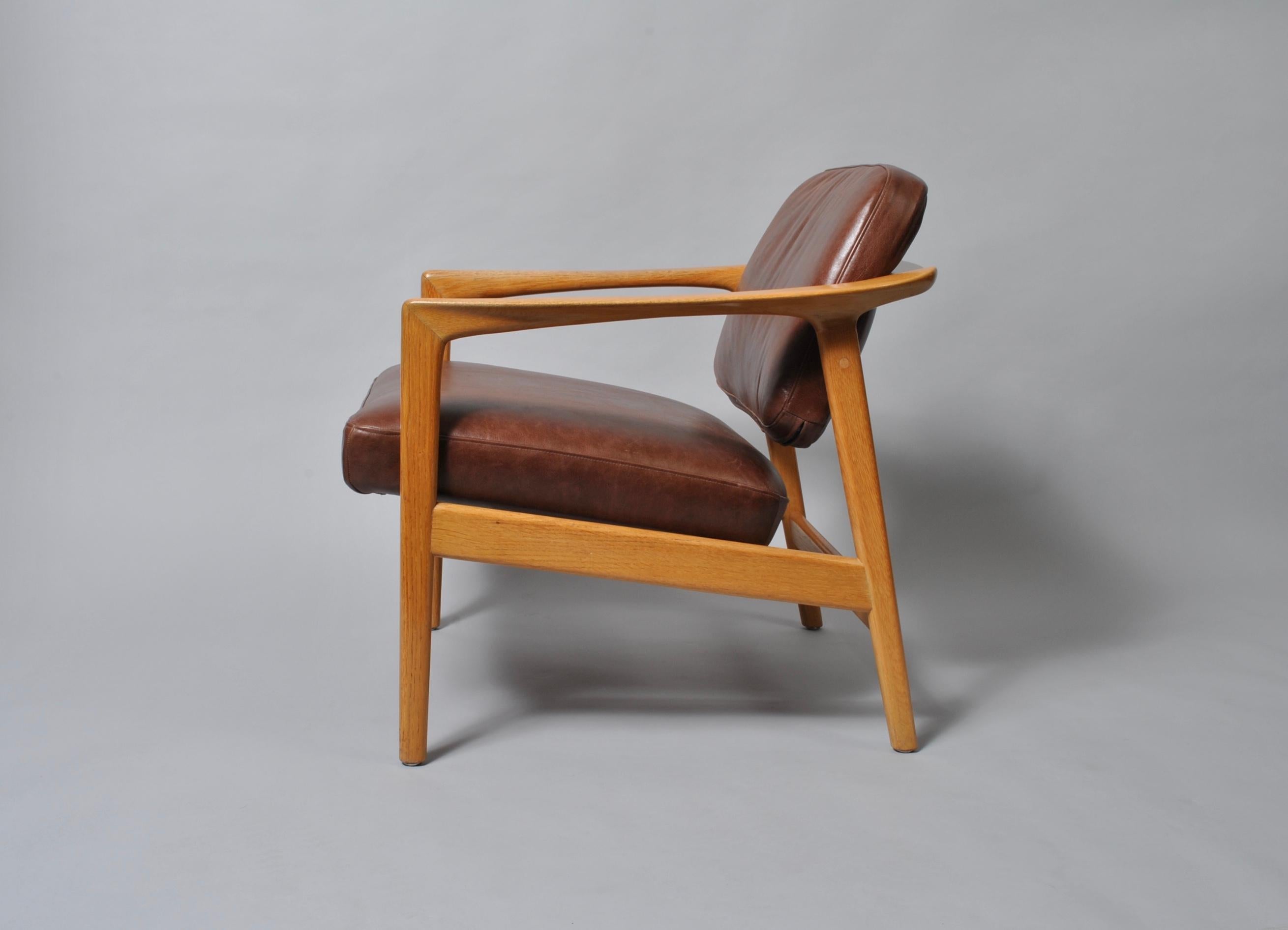 Folke Ohlsson DUX Lounge Chair 10