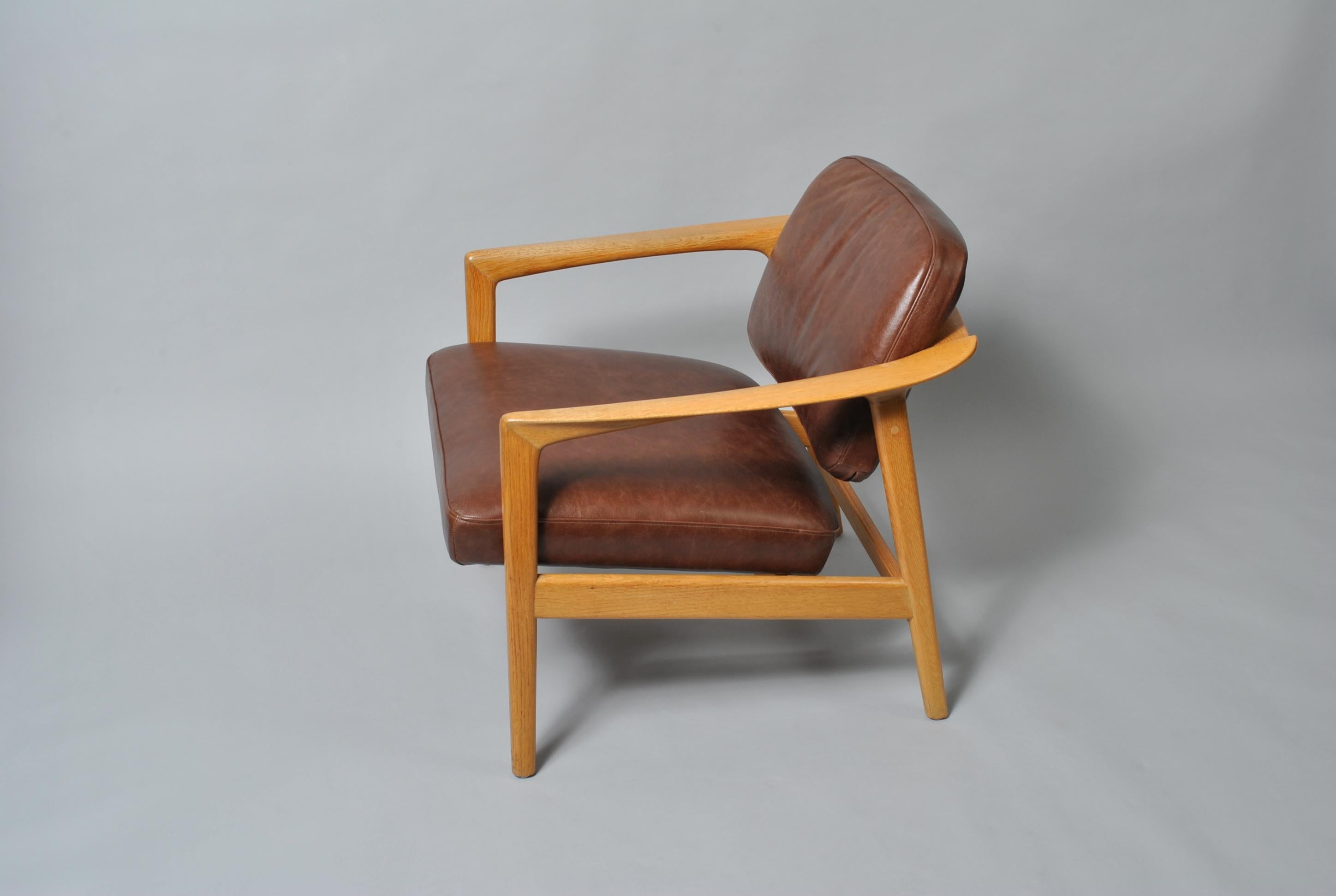 Folke Ohlsson DUX Lounge Chair In Good Condition In London, GB