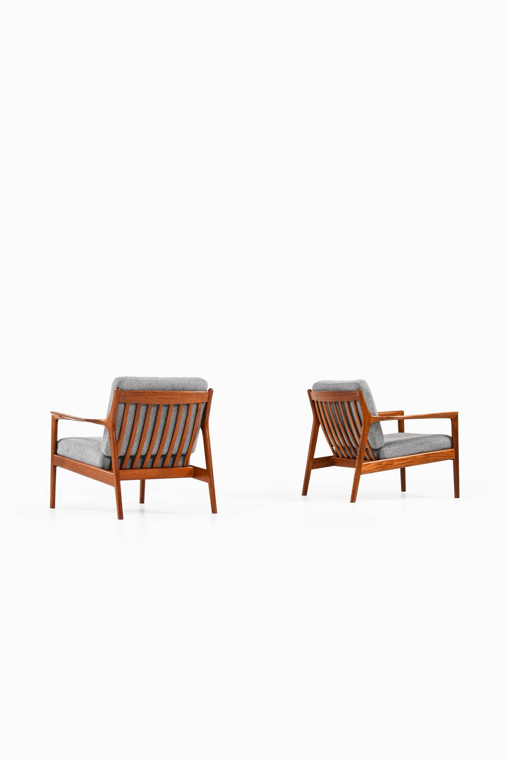 Mid-20th Century Folke Ohlsson Easy Chairs Model USA 75 Produced by Dux in Sweden