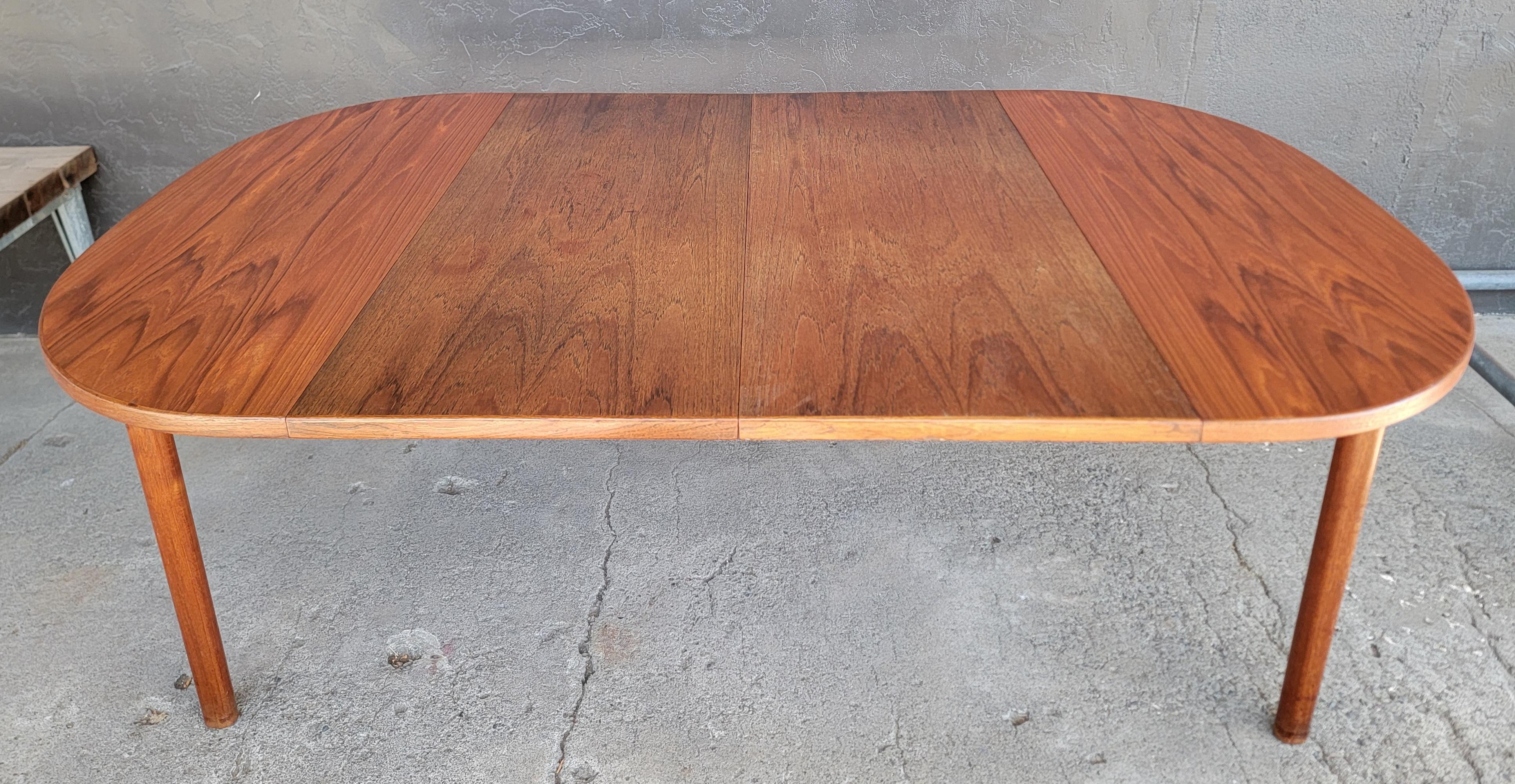 Folke Ohlsson for DUX Expanding Teak Dining Table Oval For Sale 5