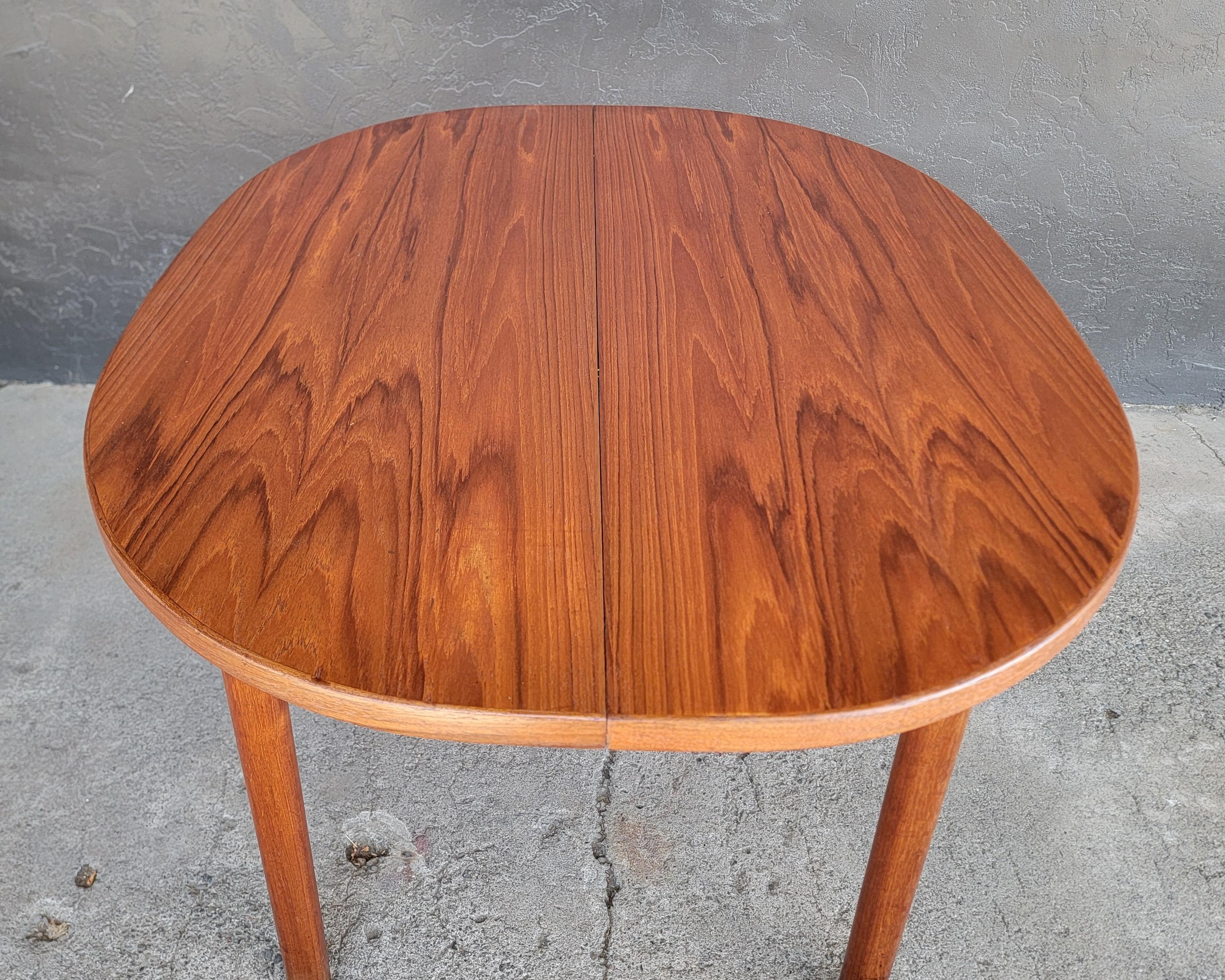 20th Century Folke Ohlsson for DUX Expanding Teak Dining Table Oval For Sale