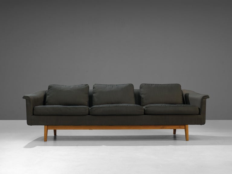 Folke Ohlsson for Dux ‘Passadena’ Sofa in Dark Brown Upholstery For Sale 2