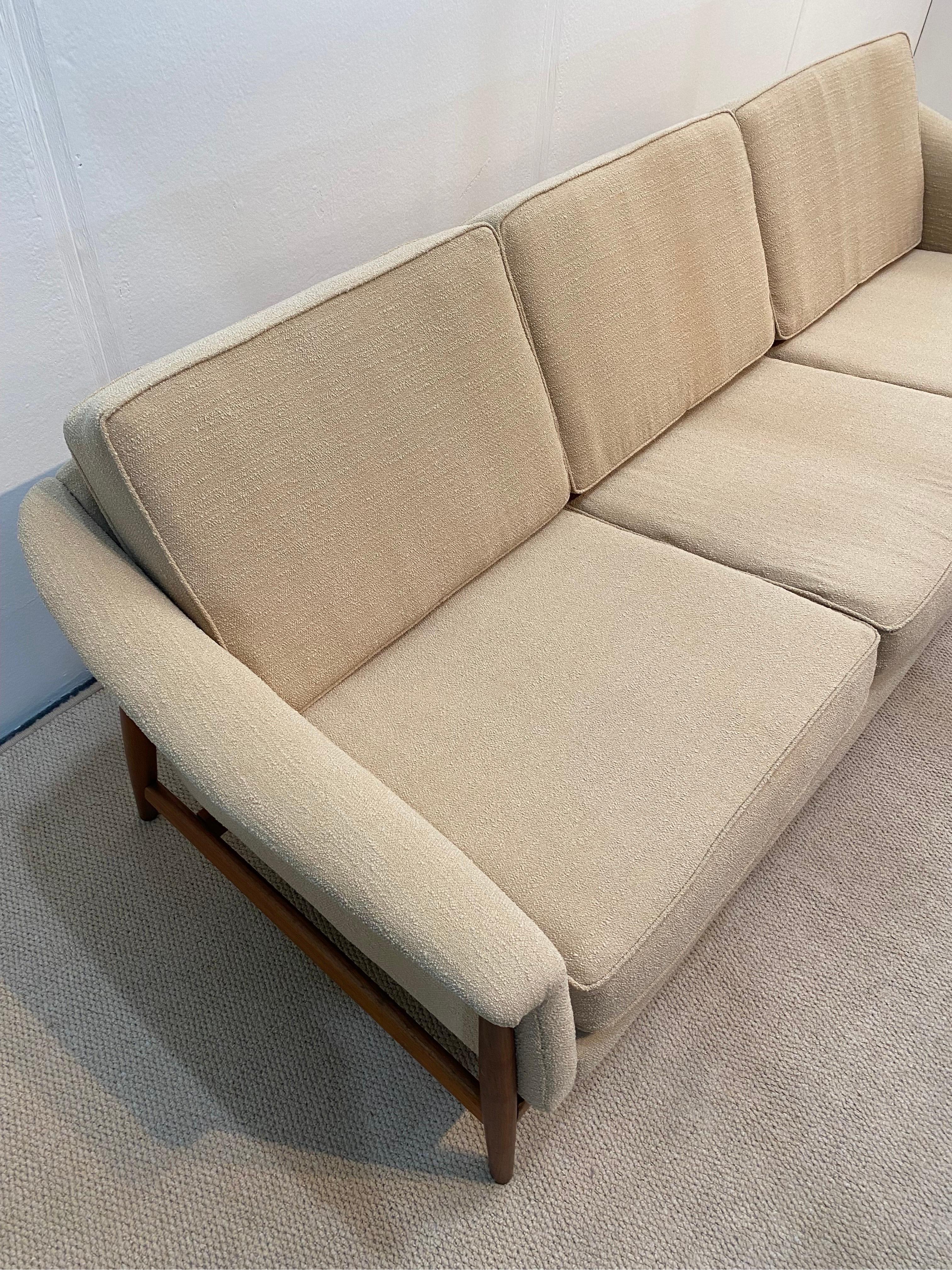 Folke Ohlsson for Dux Sweden Mid Century Modern Sofa 1960s Boucle  4
