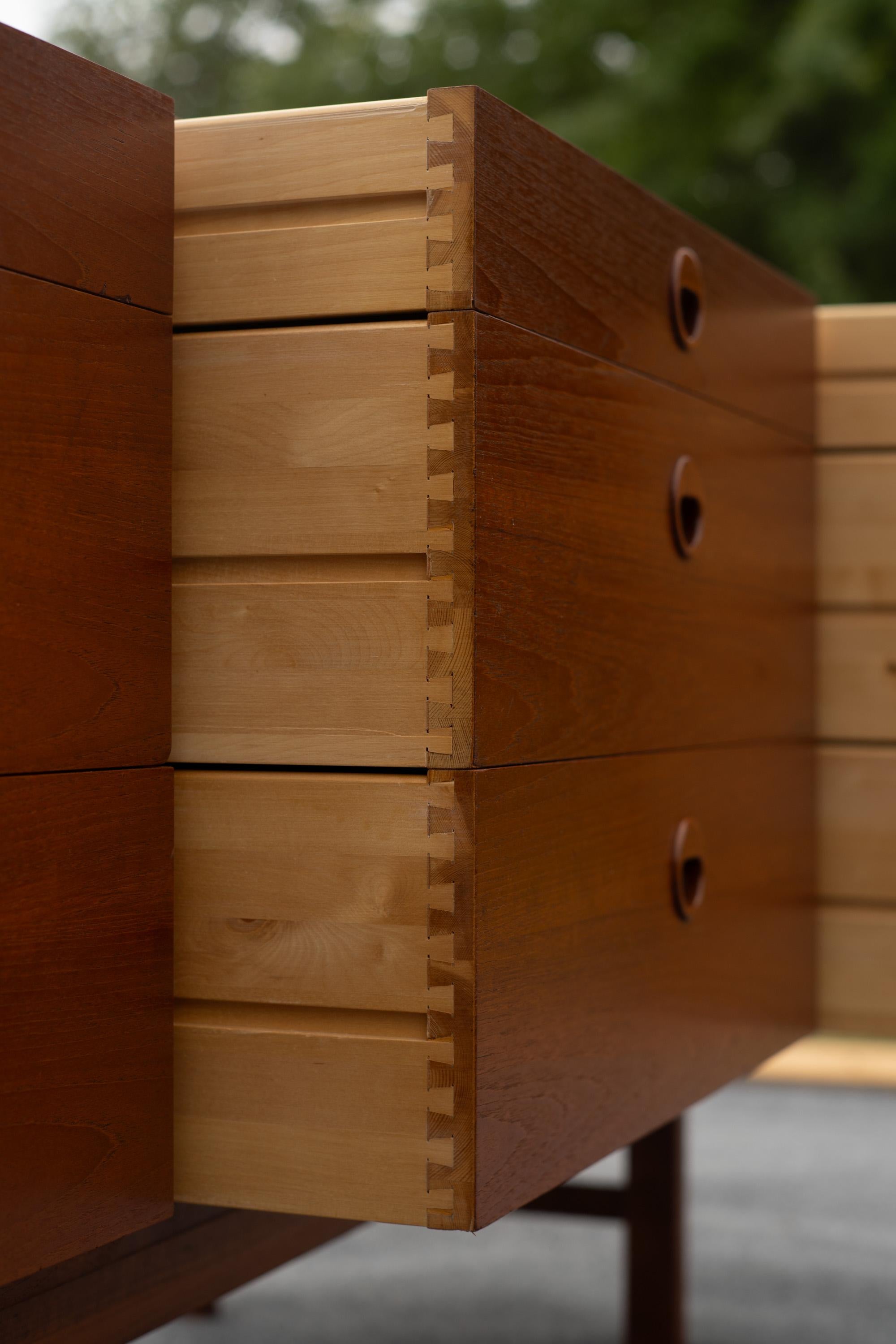 Folke Ohlsson for DUX Swedish Teak 9-Drawer Mid Century Modern Dresser Sideboard For Sale 6