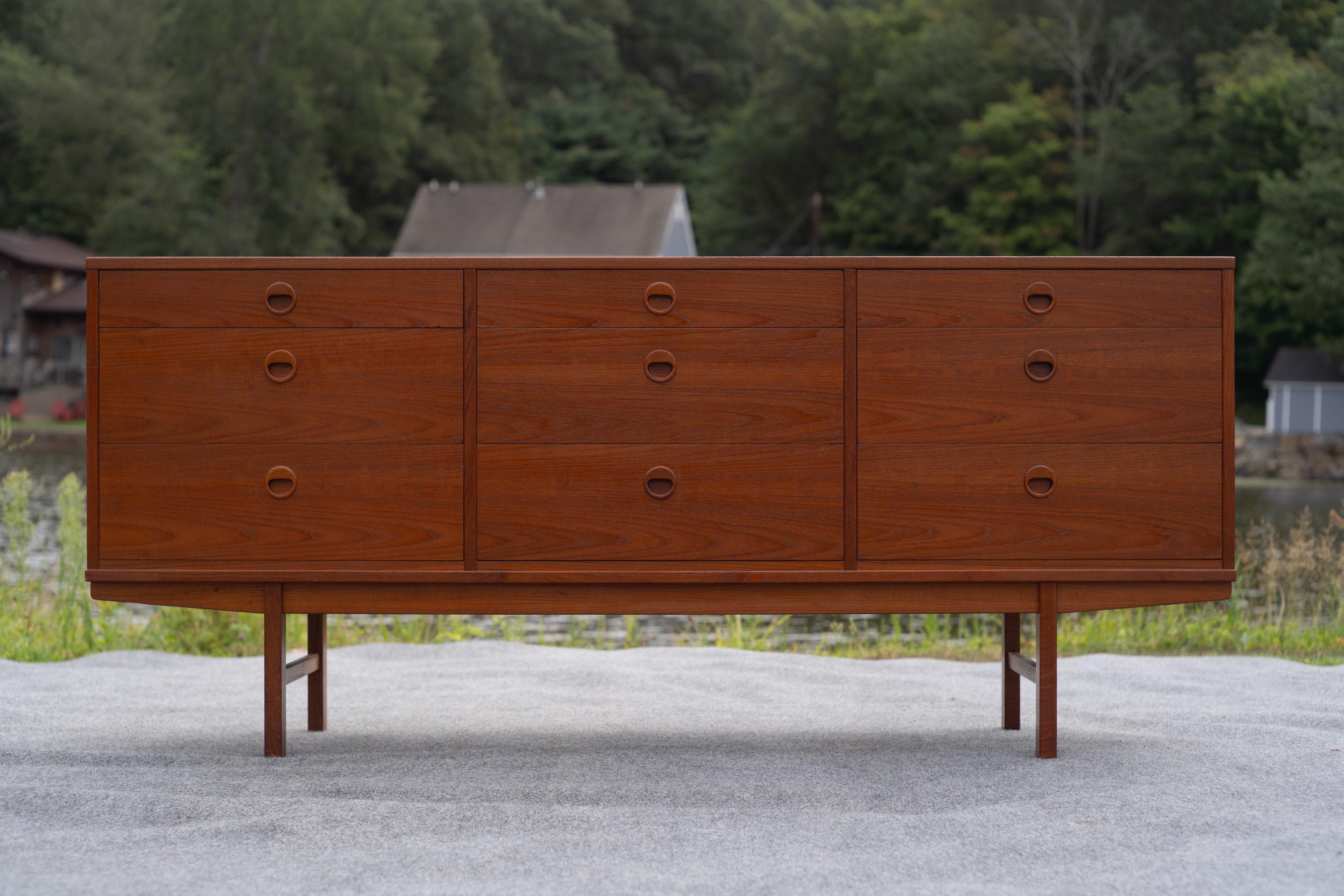 Mid-20th Century Folke Ohlsson for DUX Swedish Teak 9-Drawer Mid Century Modern Dresser Sideboard For Sale