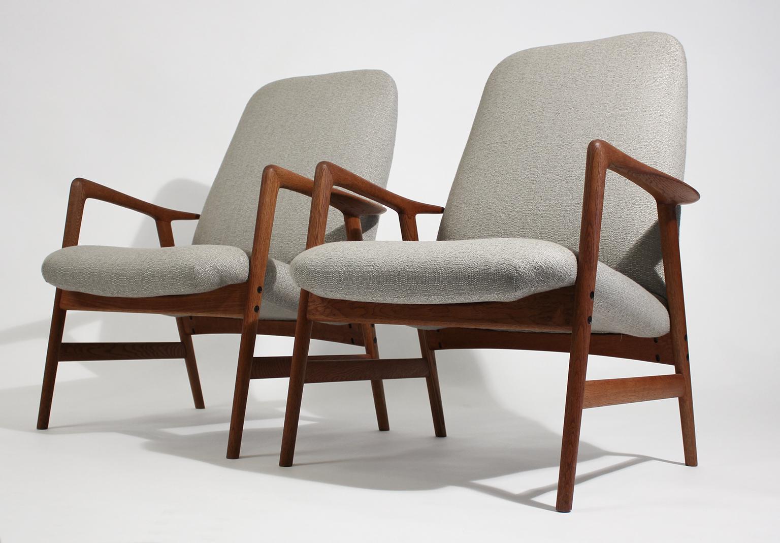 Folke Ohlsson for Dux Teak Lounge Chairs In Excellent Condition In San Diego, CA