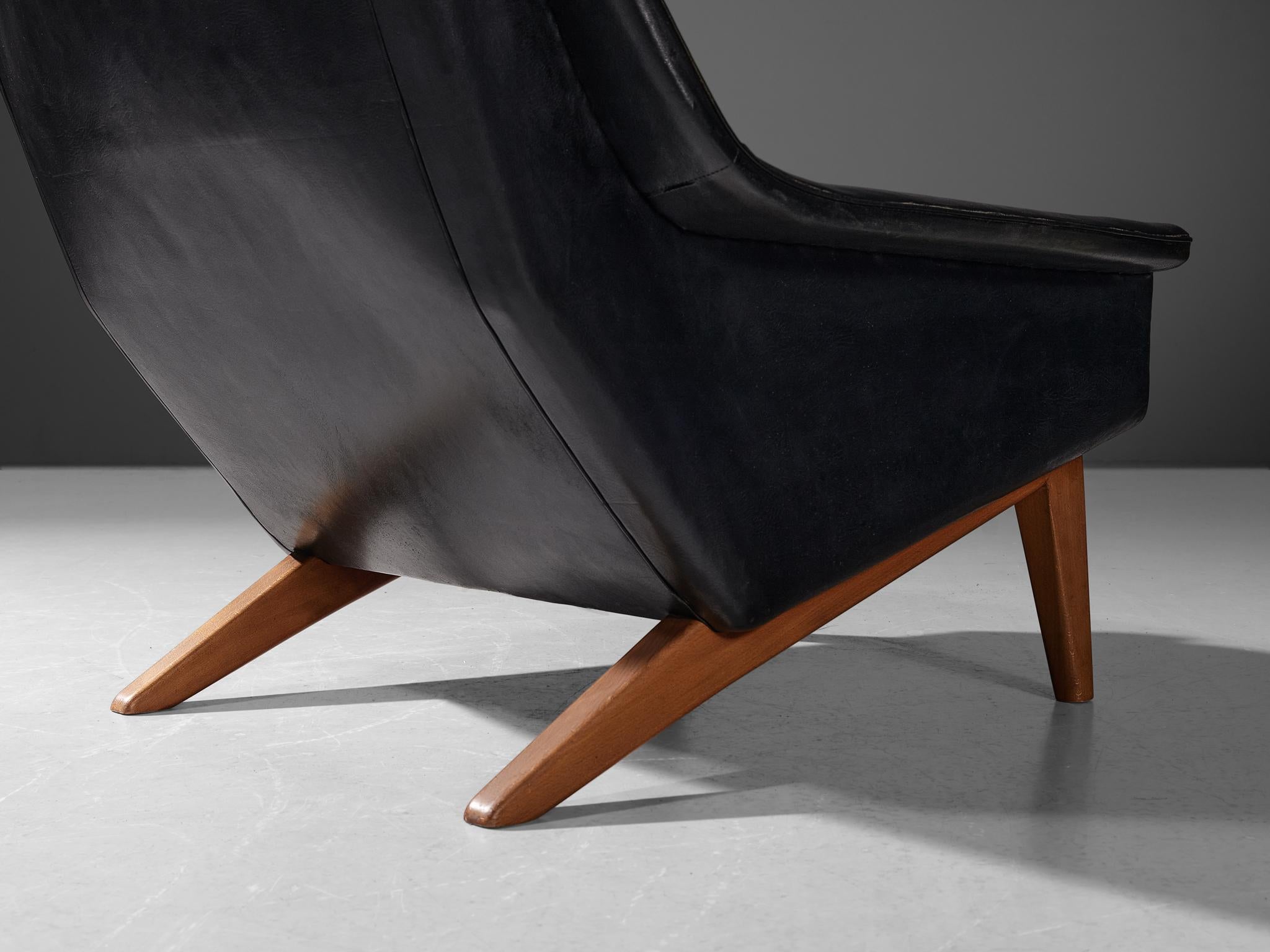 Scandinavian Modern Folke Ohlsson for Fritz Hansen Lounge Chair in Black Leather For Sale