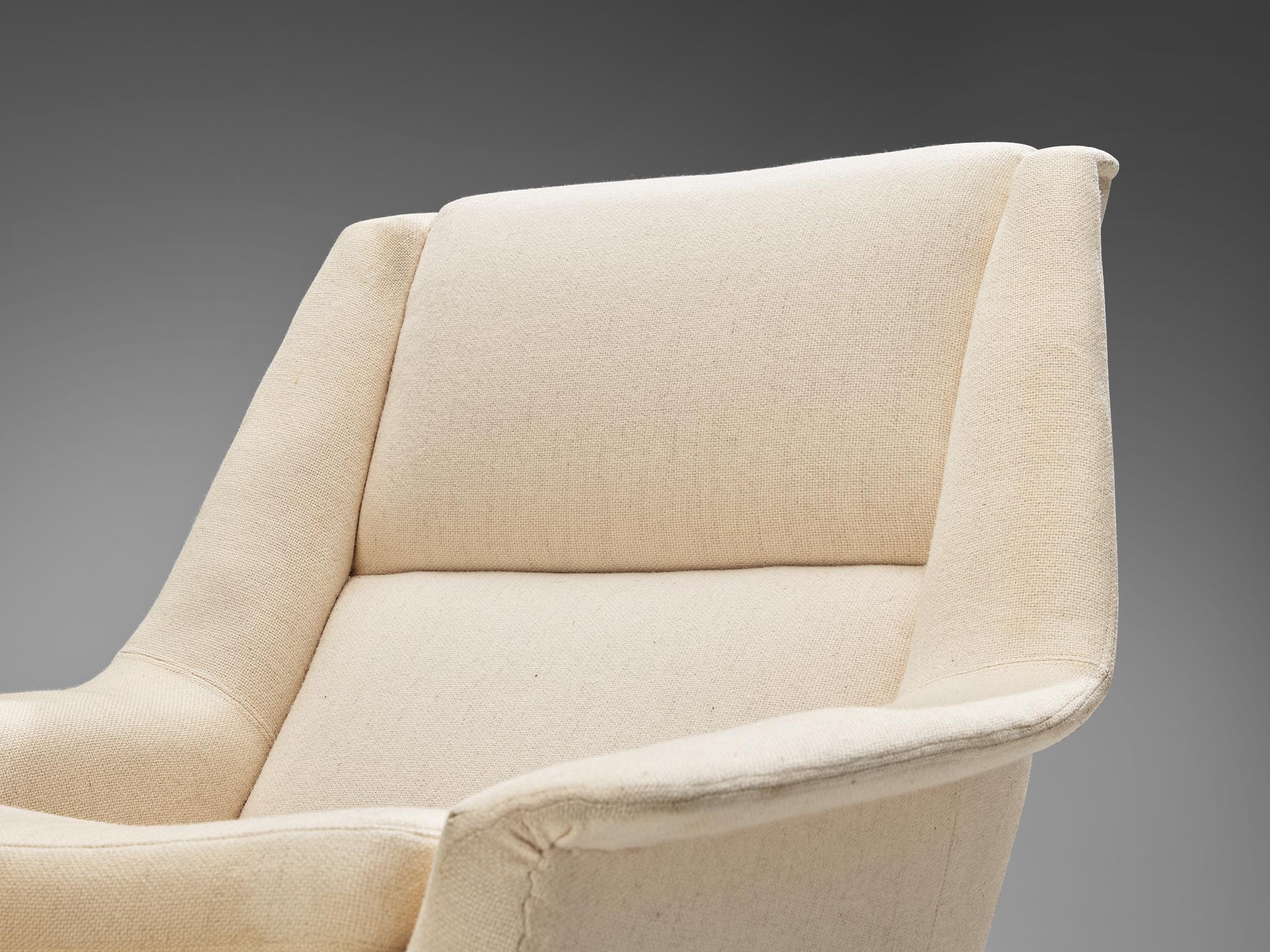 Fabric Folke Ohlsson for Fritz Hansen Lounge Chair in White Upholstery  For Sale