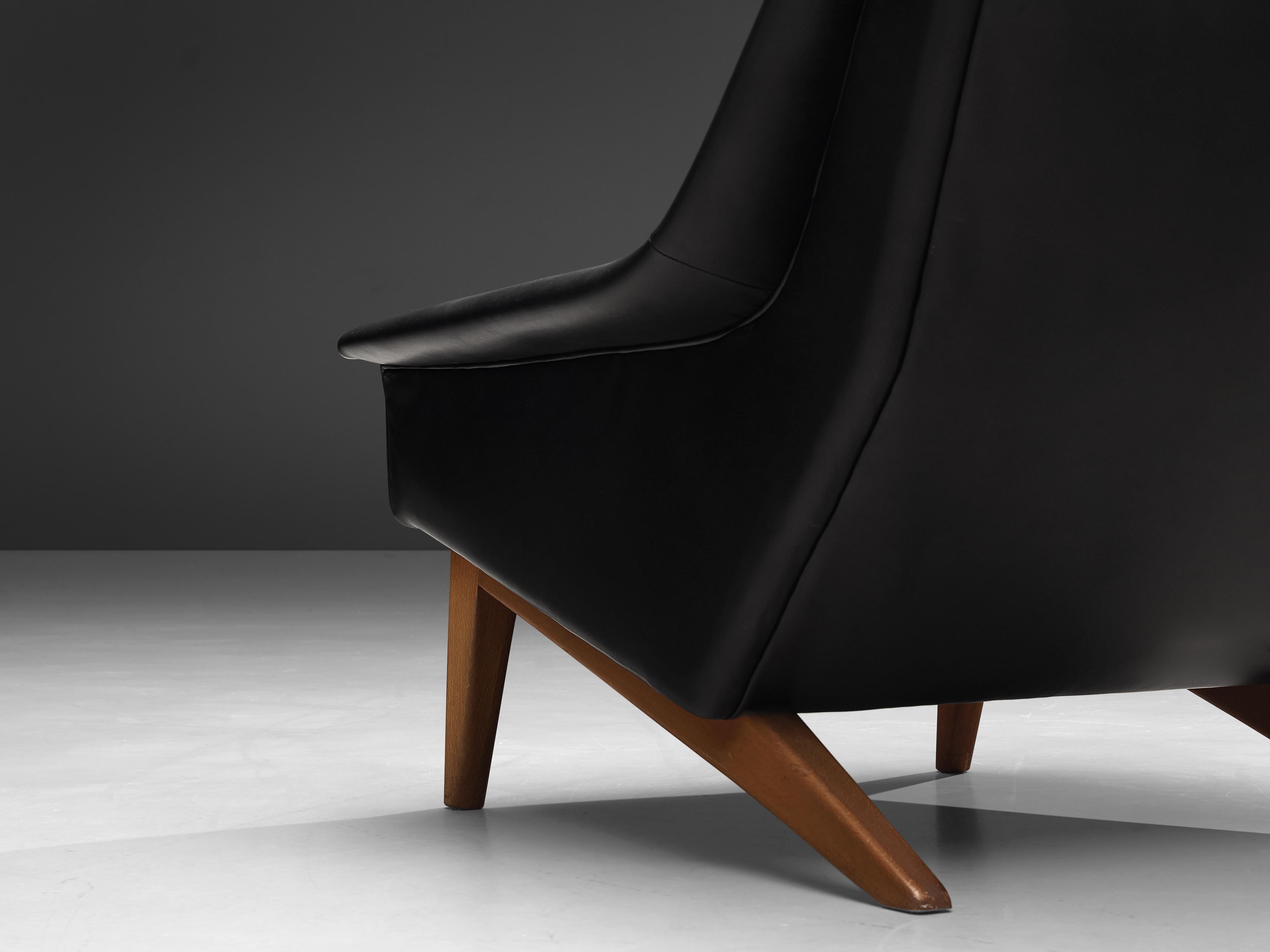 Folke Ohlsson for Fritz Hansen Reupholstered Lounge Chairs Model ‘4410’ 2