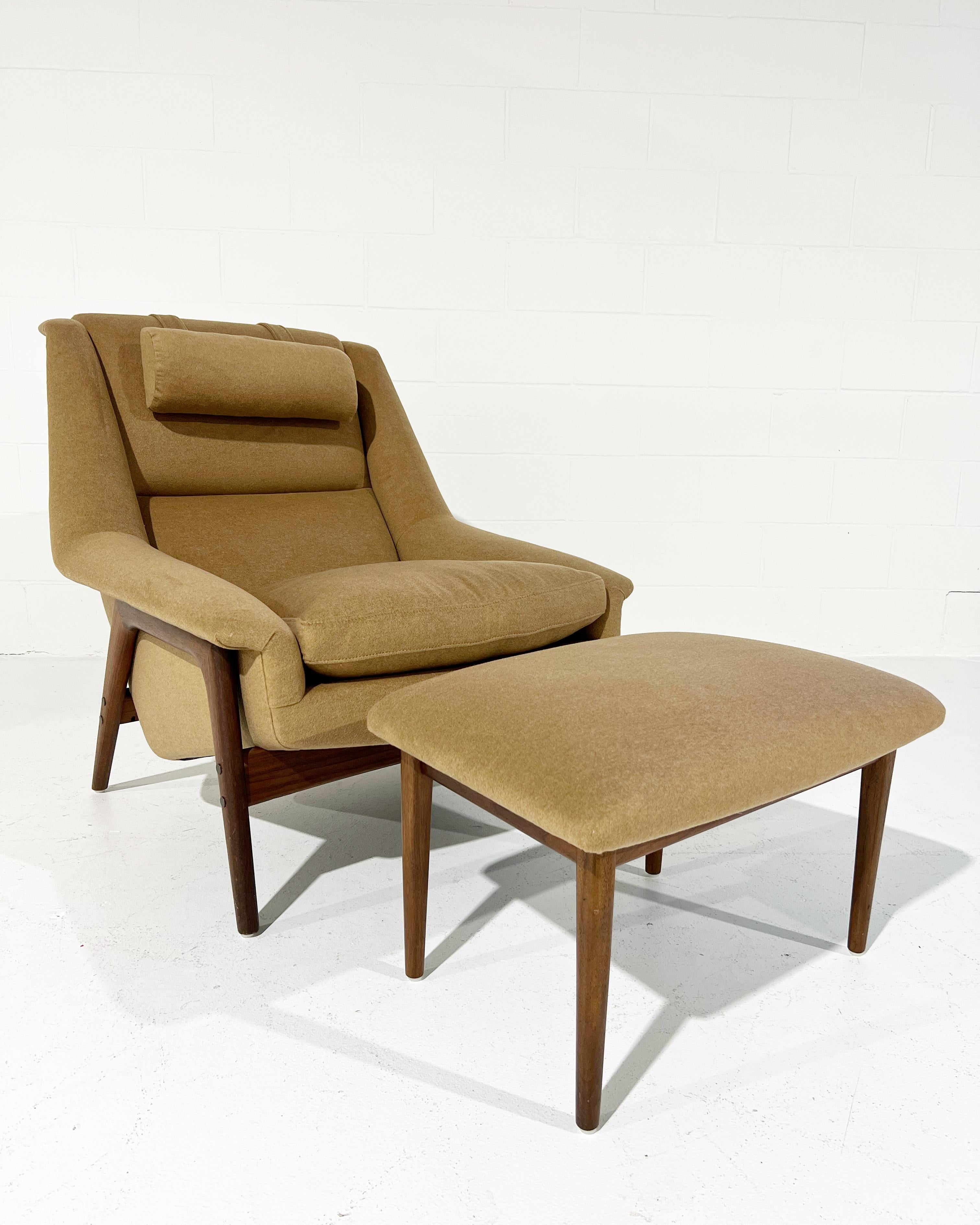 Folke Ohlsson Lounge Chair and Ottoman in Loro Piana Cashmere In Good Condition In SAINT LOUIS, MO