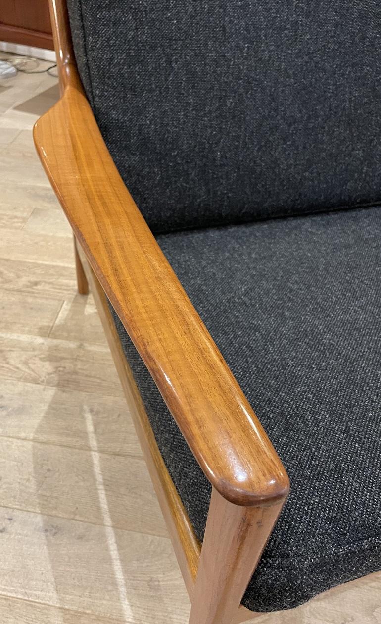 Folke Ohlsson Lounge Chairs USA 75 teak by DUX In Good Condition In PARIS, FR