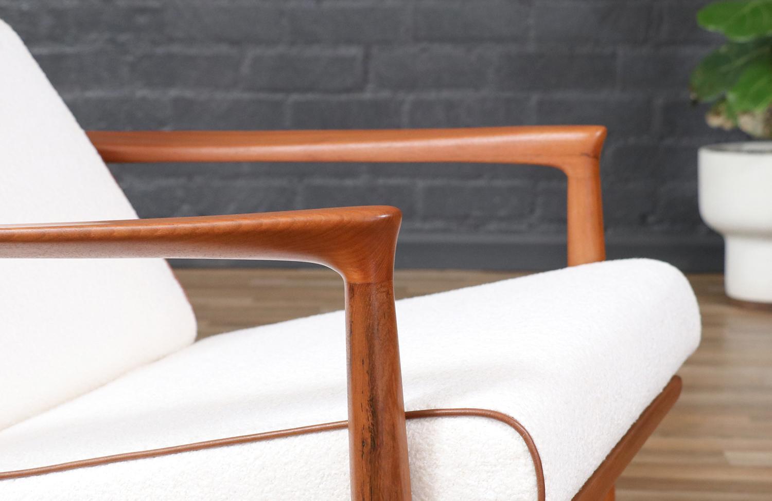 Folke Ohlsson fauteuil de salon en teck modèle 71-C avec pouf pour Dux Excellent état - En vente à Los Angeles, CA
