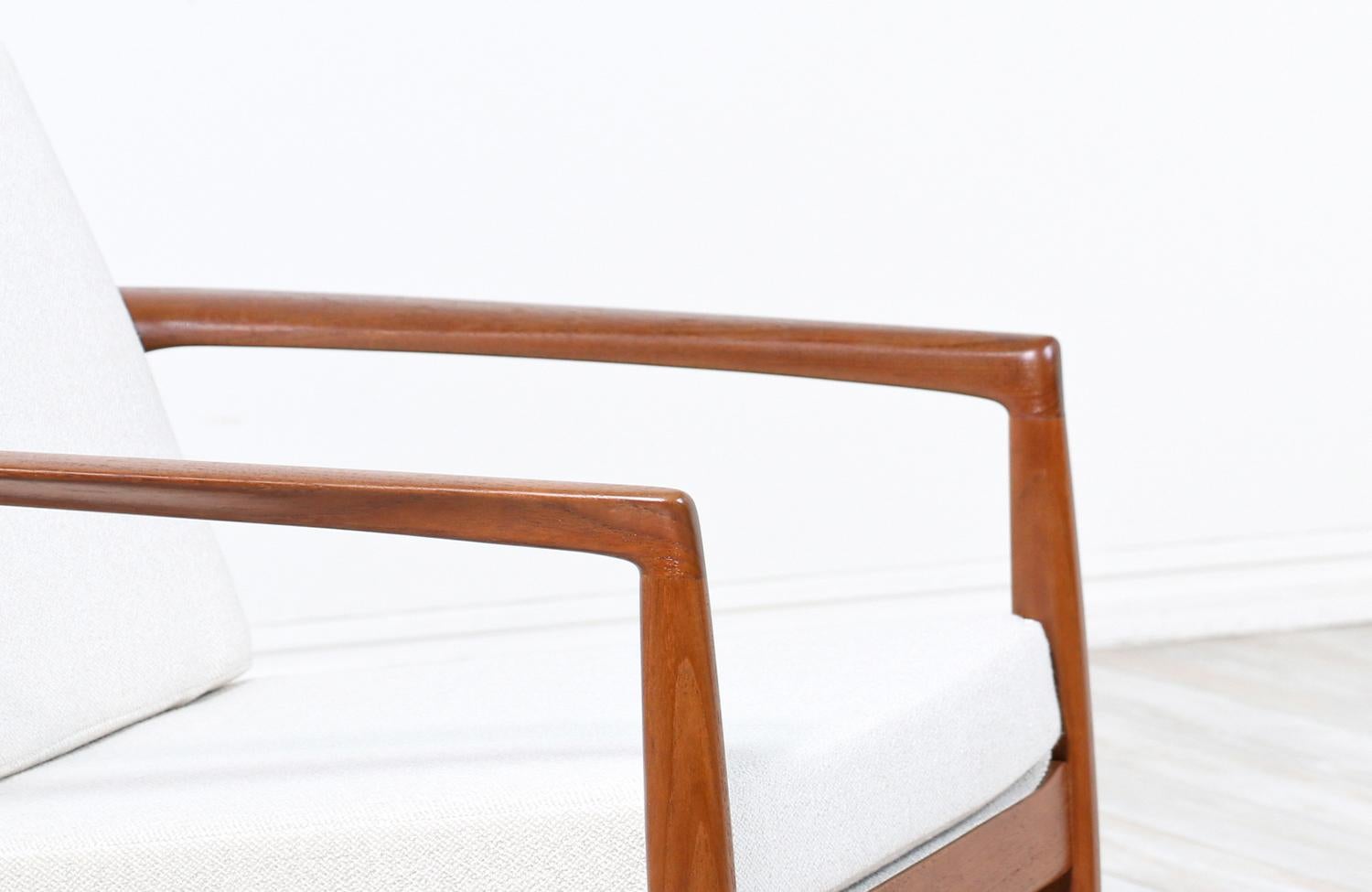 Mid-20th Century Folke Ohlsson Model 72-C Sculpted Teak Lounge Chair for Dux