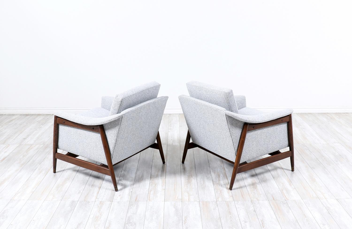Folke Ohlsson Model 84-CL Lounge Chairs for Dux In Excellent Condition In Los Angeles, CA