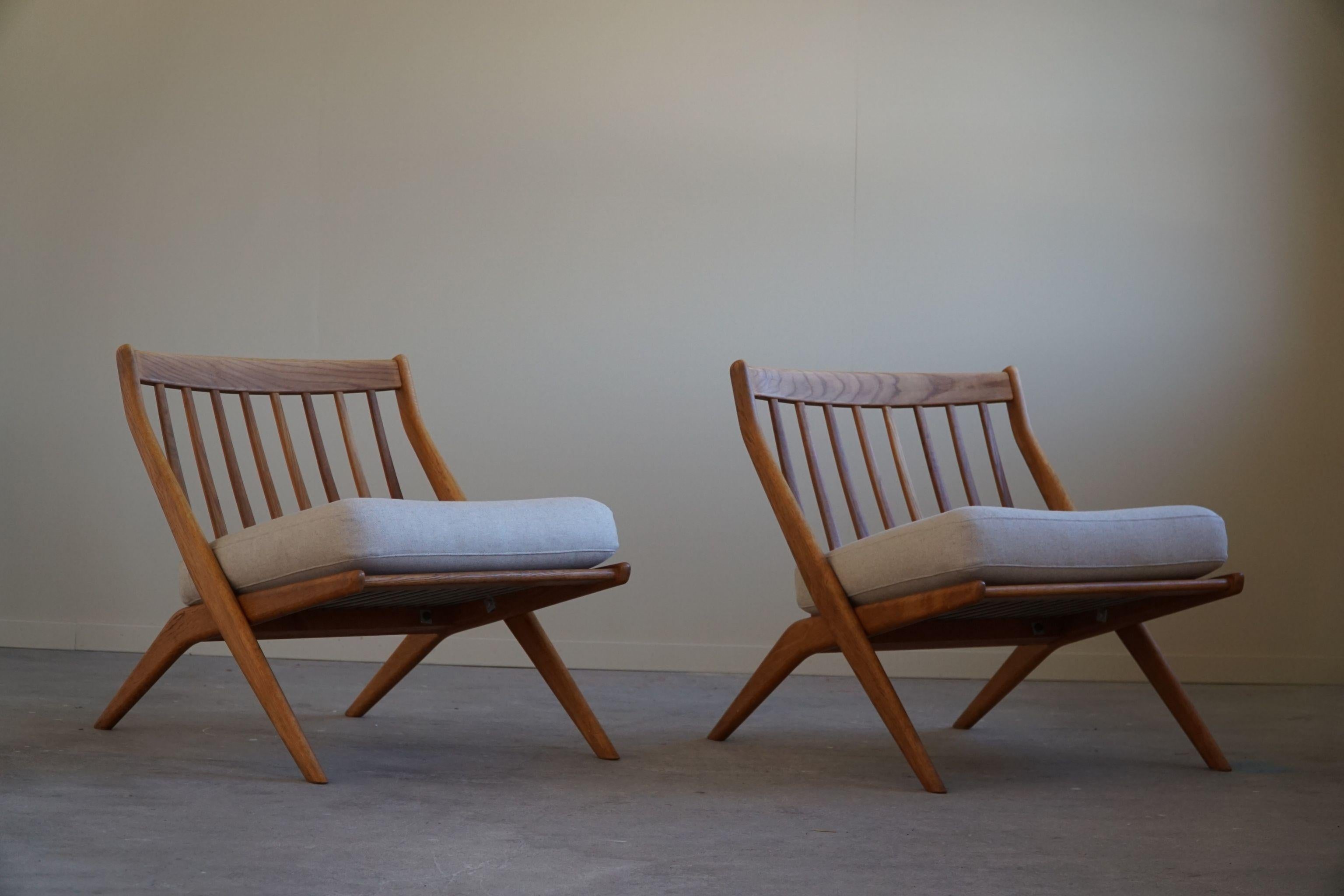 Scandinavian Modern Folke Ohlsson. Pair of Lounge chairs, Model 