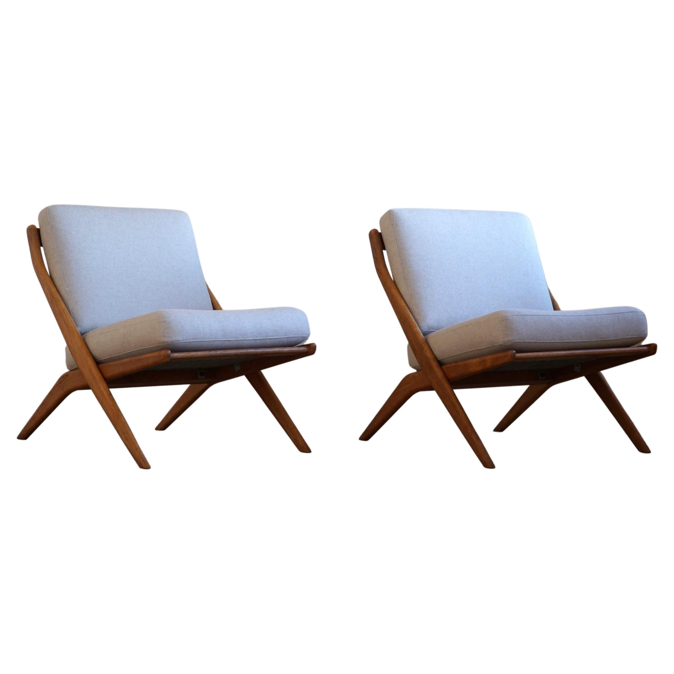 Folke Ohlsson. Pair of Lounge chairs, Model "Frisco/5-156", Bodafors, 1960s For Sale