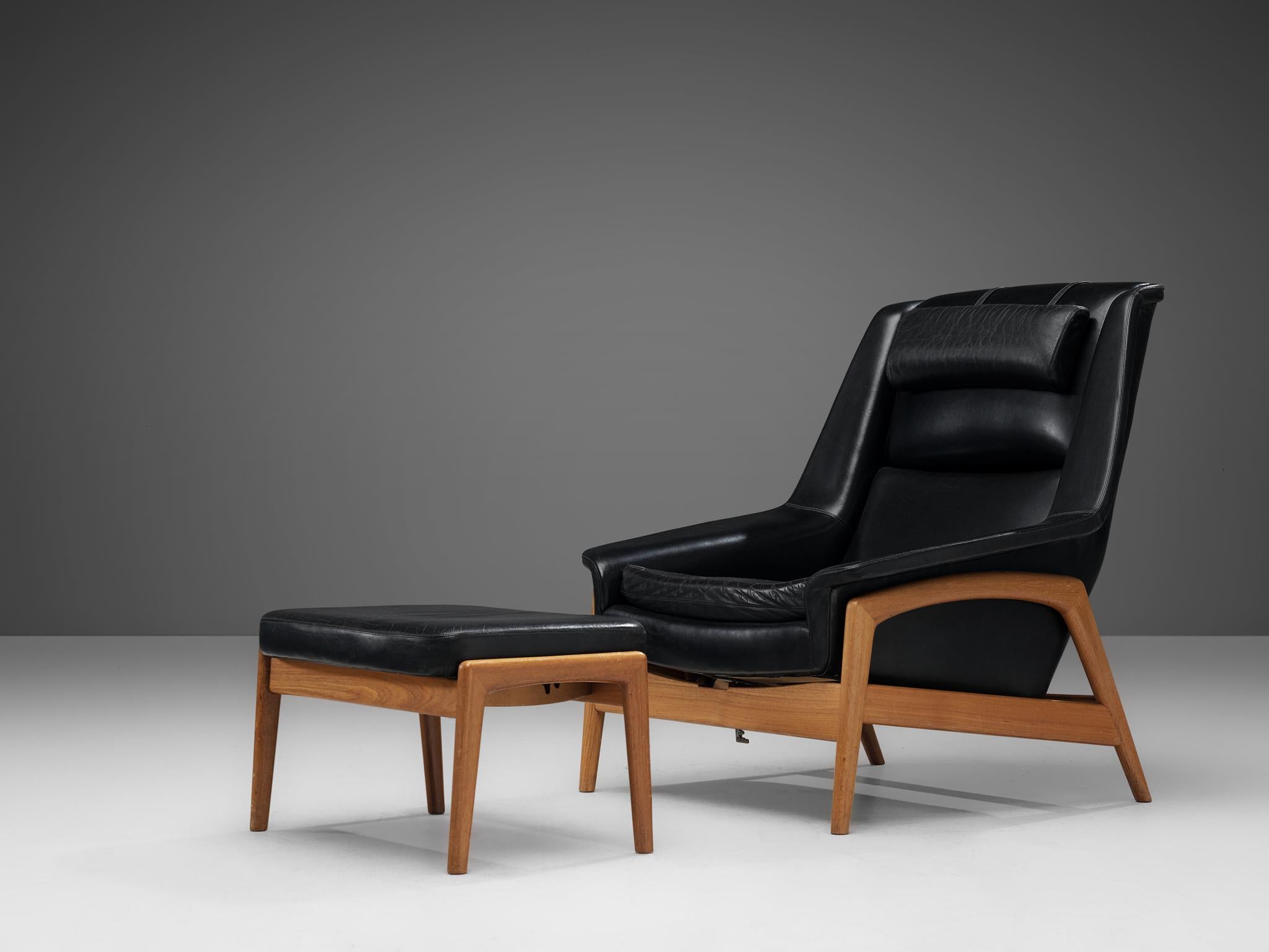 Folke Ohlsson Pair of 'Profil' Lounge Chairs in Black Leather 2