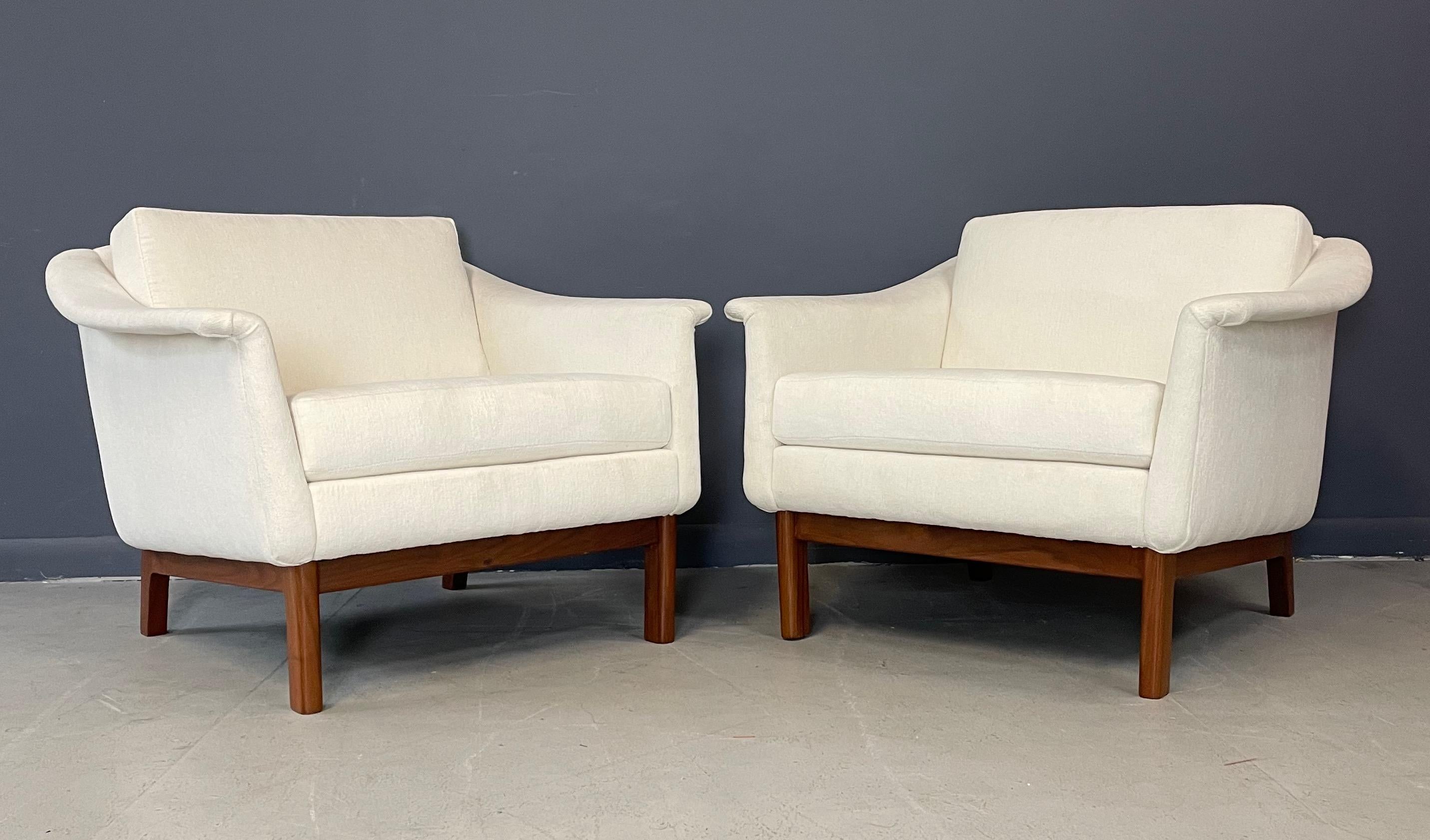 European Folke Ohlsson Pasedena Chair with Teak Frame and Textured Velvet Midcentury For Sale