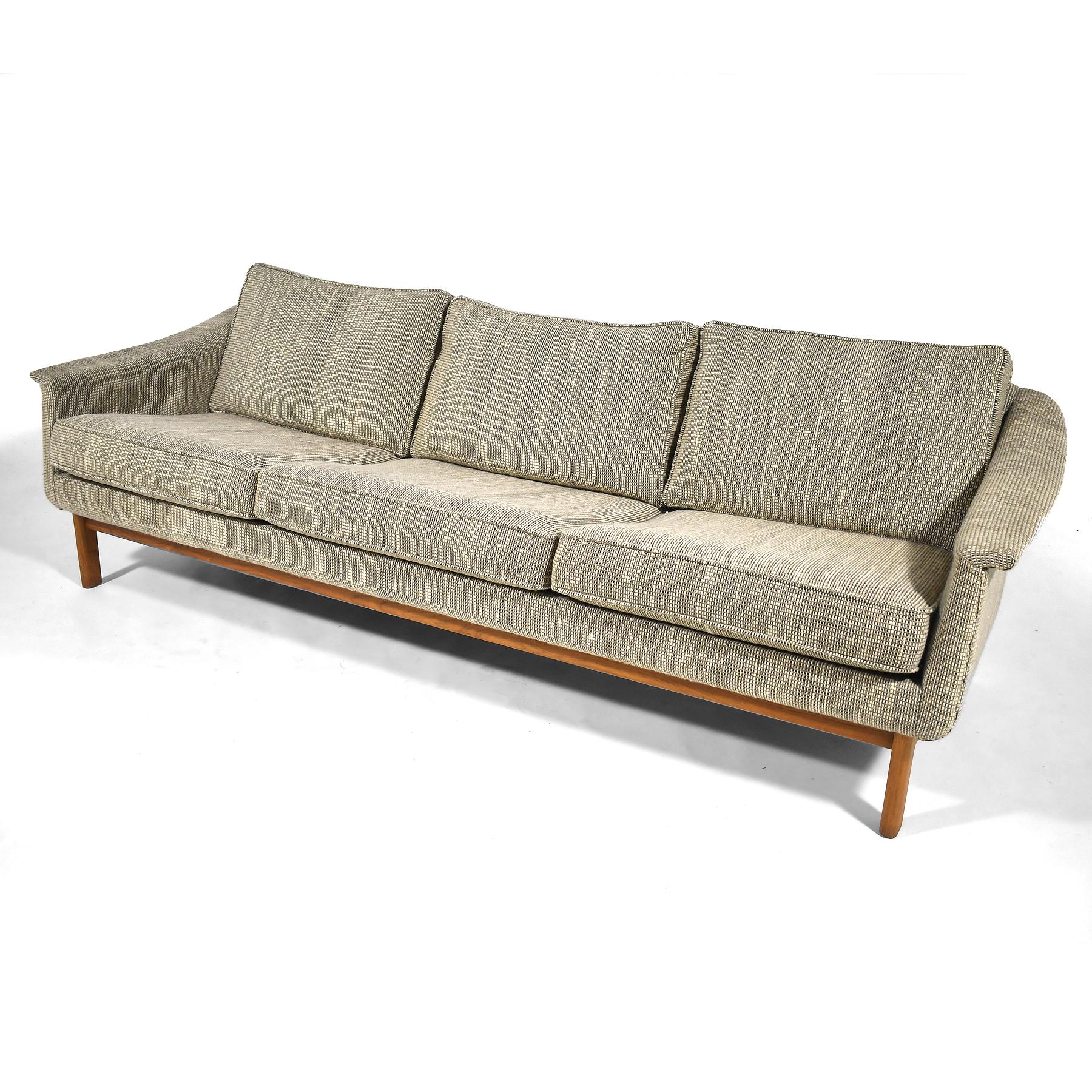 Folke Ohlsson Sofa von DUX (amerikanisch) im Angebot