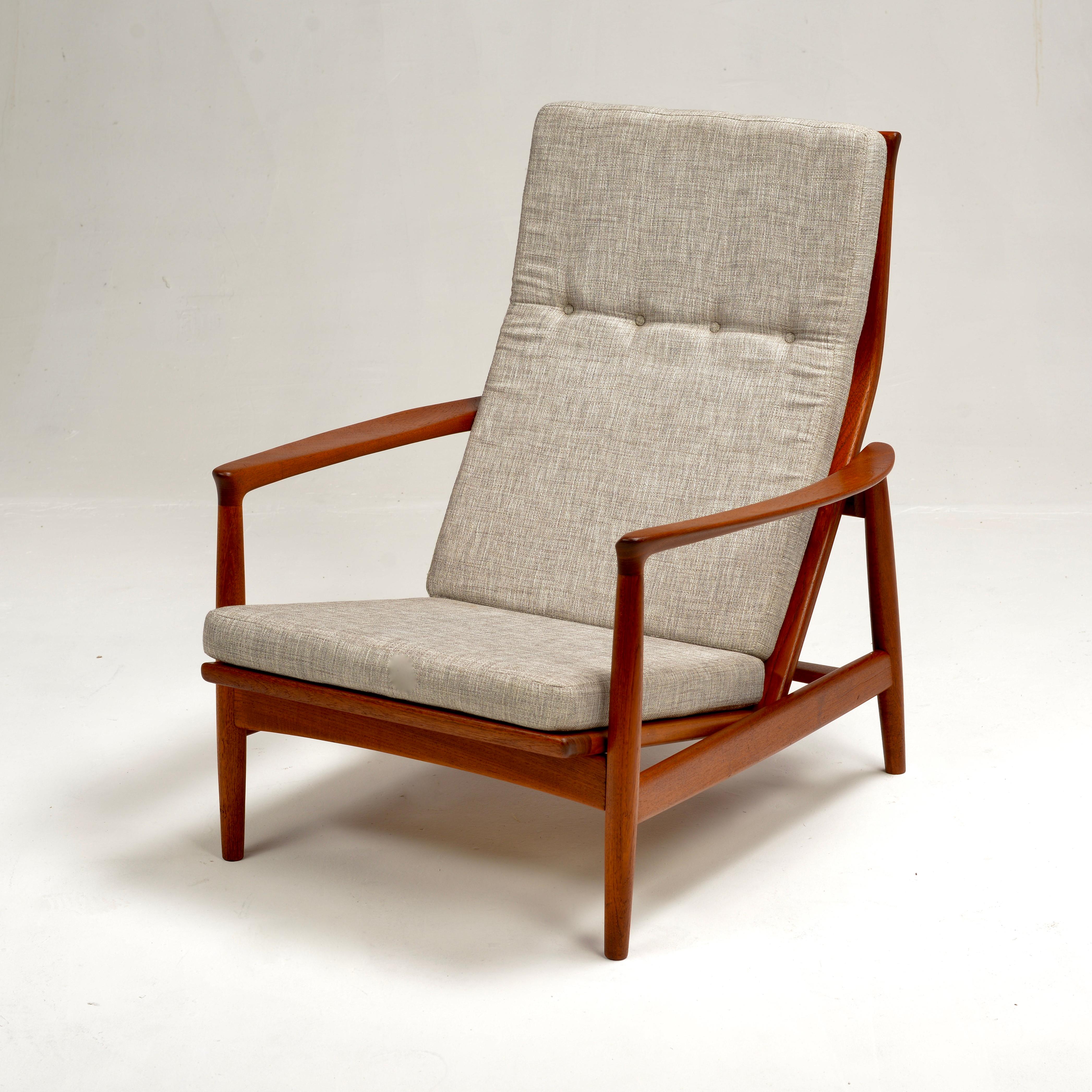 Lino Poltrona in teak 