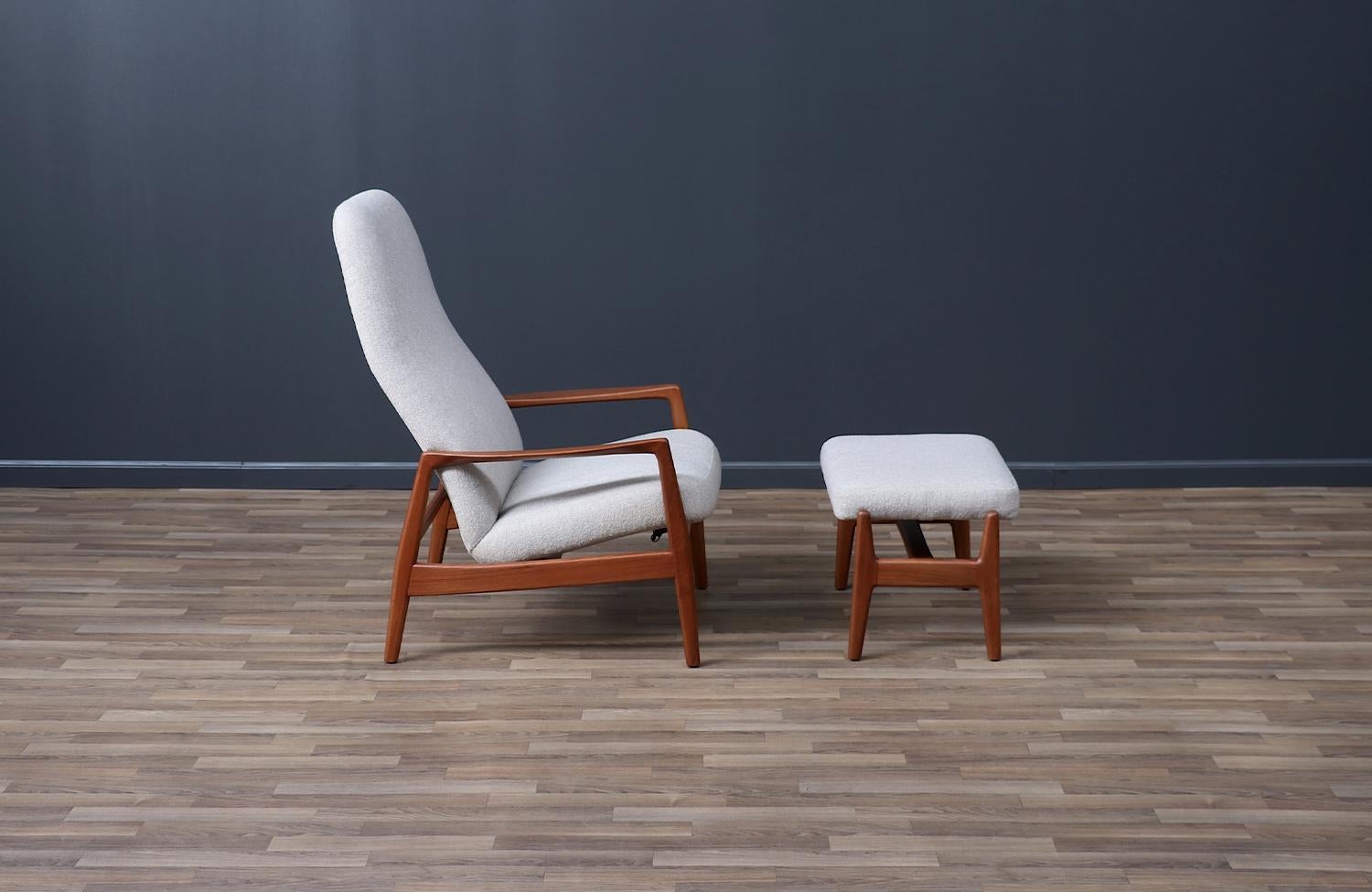 Scandinavian Modern Expertly Restored - Folke Ohlsson Teak Reclining Chair with Ottoman for Dux For Sale