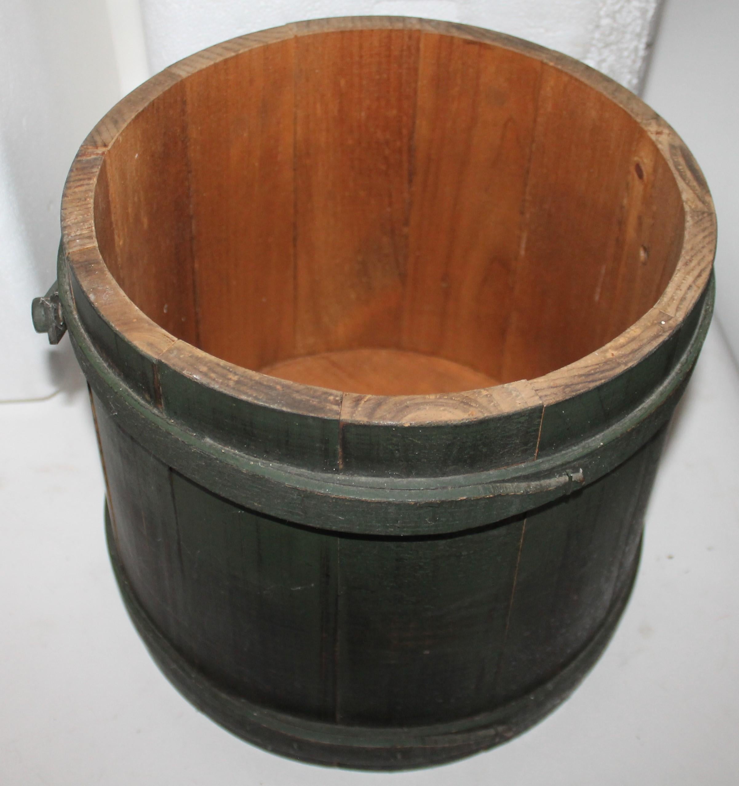 Hand-Crafted Folky Green Bucket with Lid For Sale