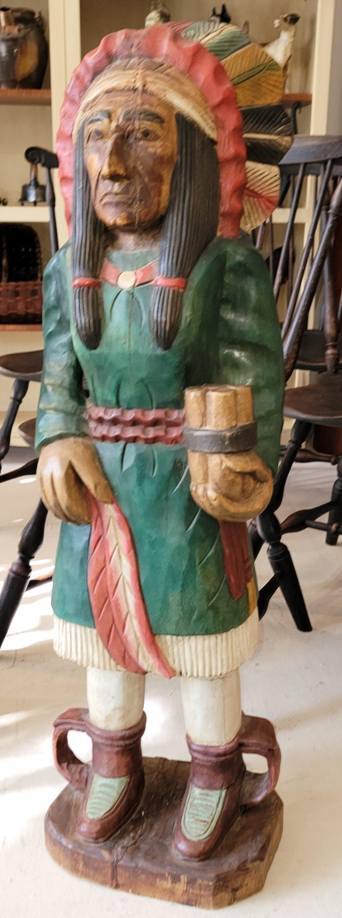 Tienda de Cigarros Folky Tallada y Pintada a Mano Indio Tallado a mano en venta