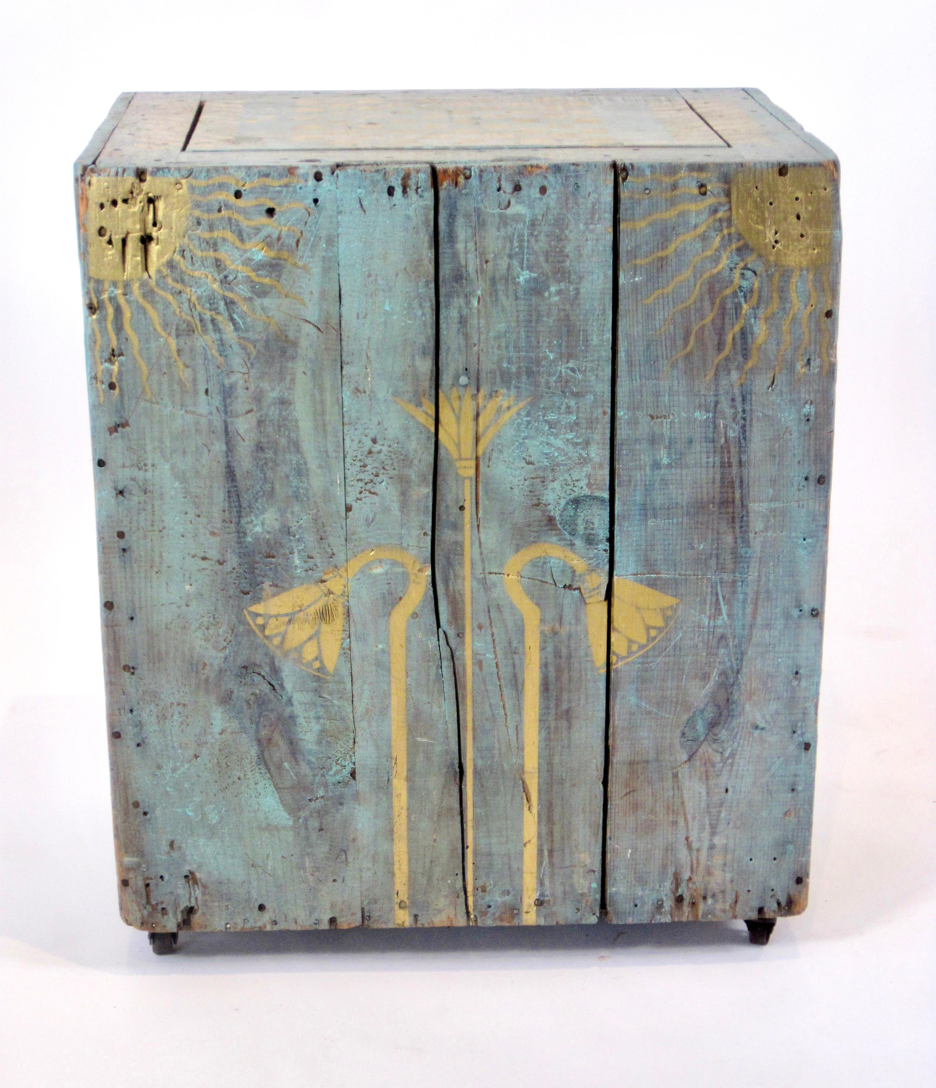 Legno Cabinet in legno di recupero Folky Outsider Art della fine del XX secolo in vendita