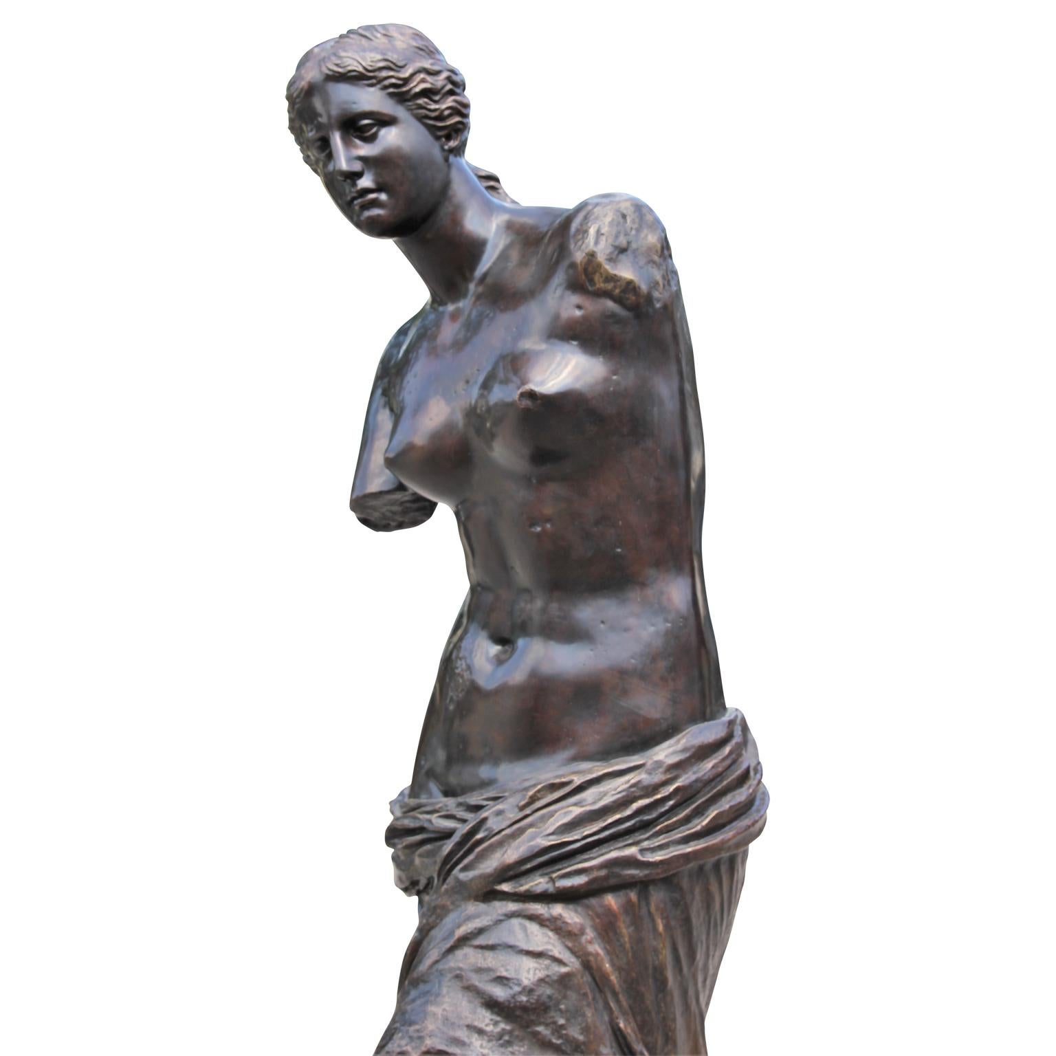 goddess venus statue