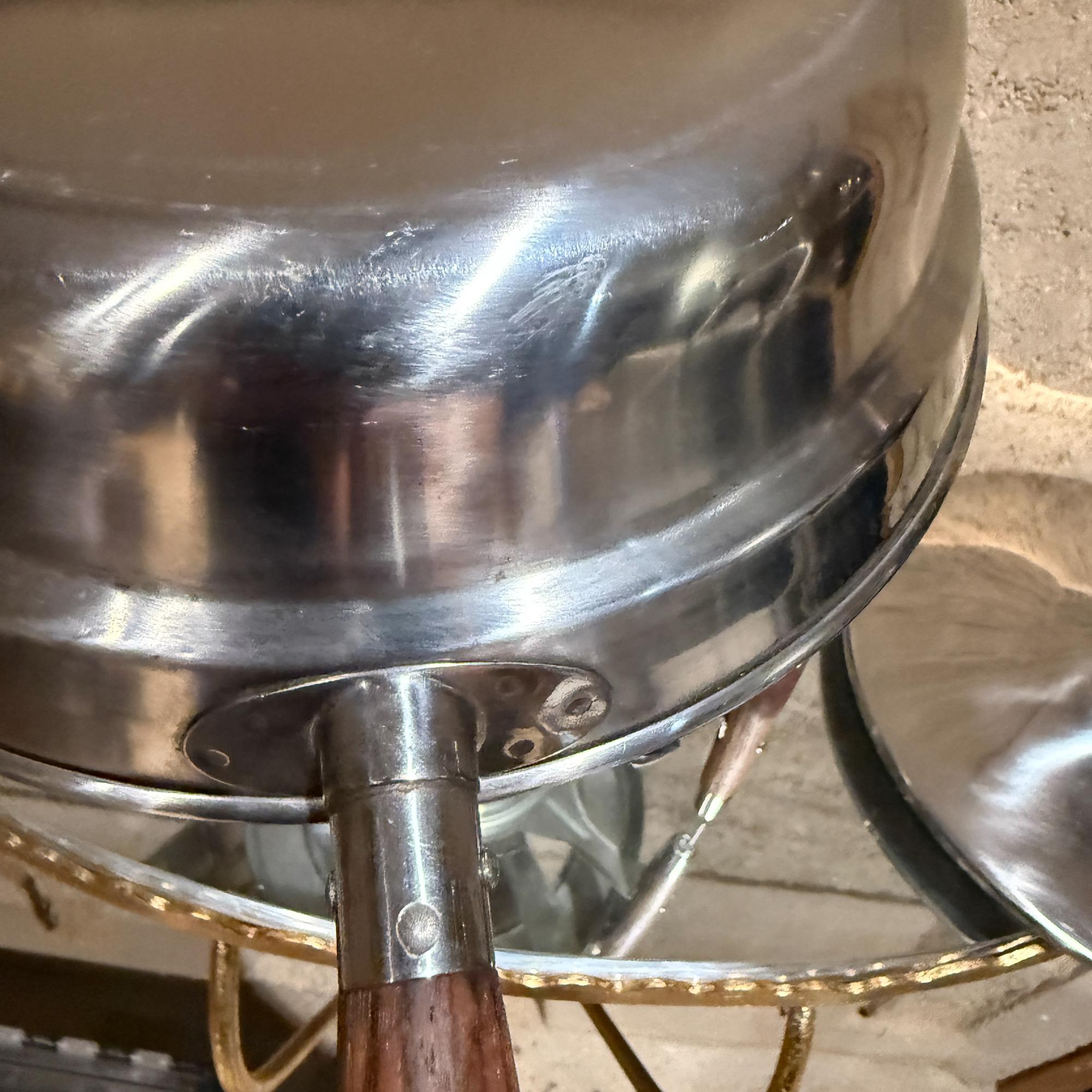 Fondue Chafing Dish Brass Stainless Steel With Teak Stand Legs Handles en vente 5