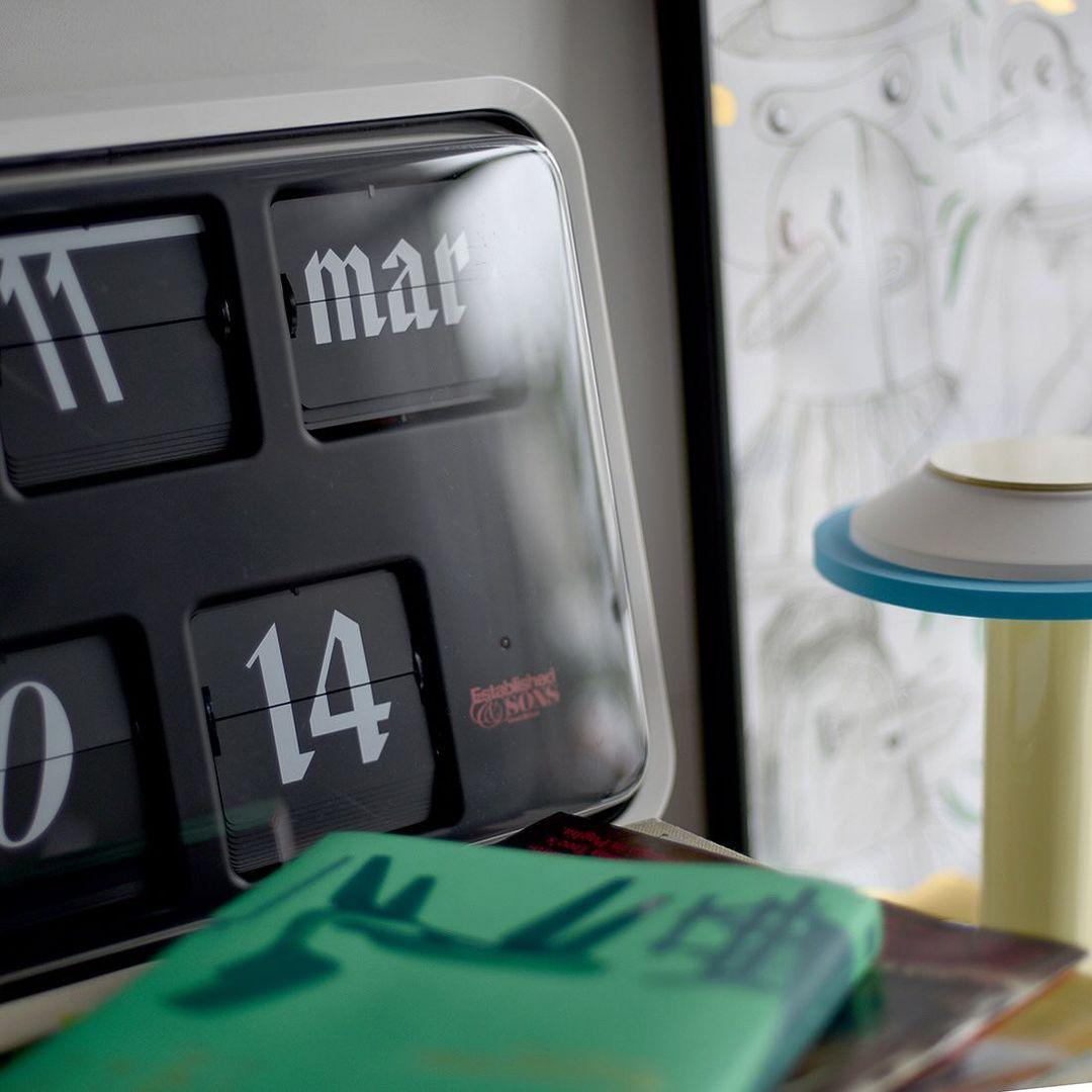 An instant design icon, Sebastian Wrong’s Font Clock features an ever-changing display that uses twelve different type faces and a flip mechanism in a design that is both nostalgic and contemporary.

The iconic calendar clock, with its distinctive