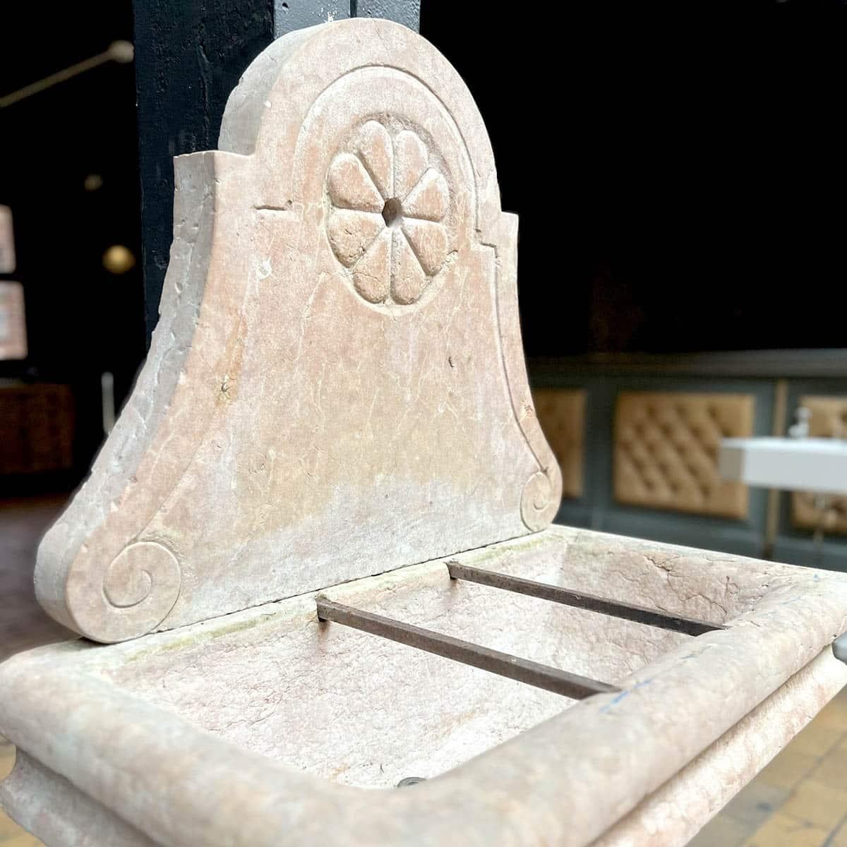 Late 20th Century Fontaine en pierre marbrière fin XIX